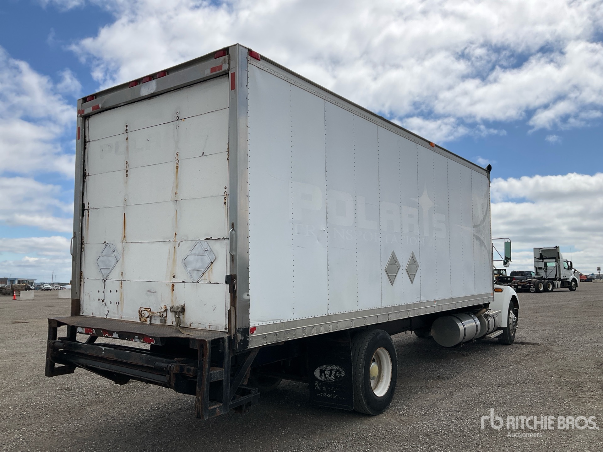 2006 Kenworth T300