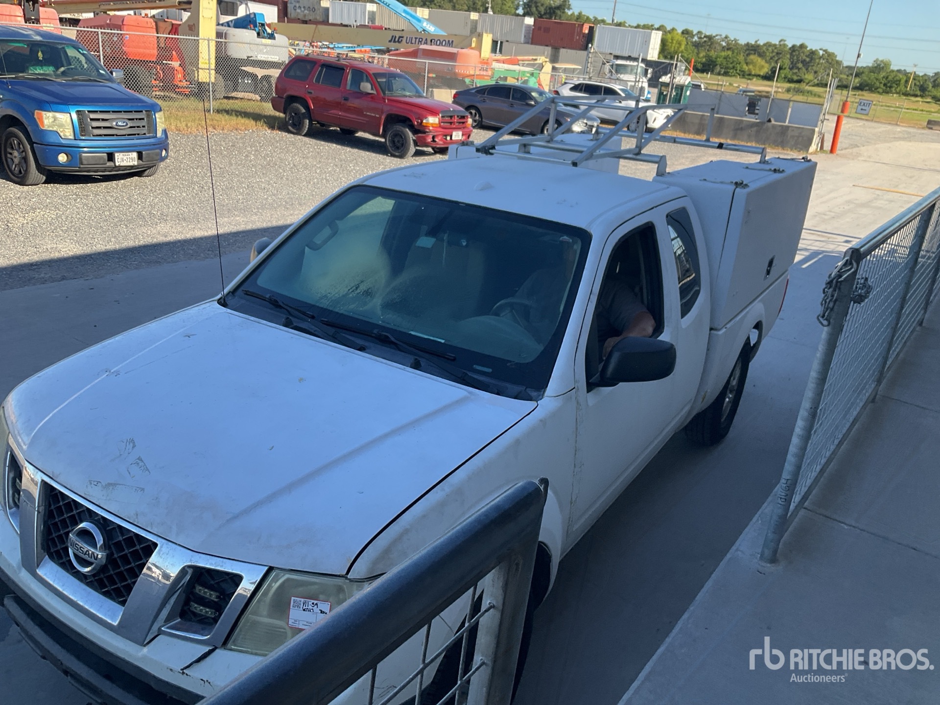 2015 Nissan FRONTIER