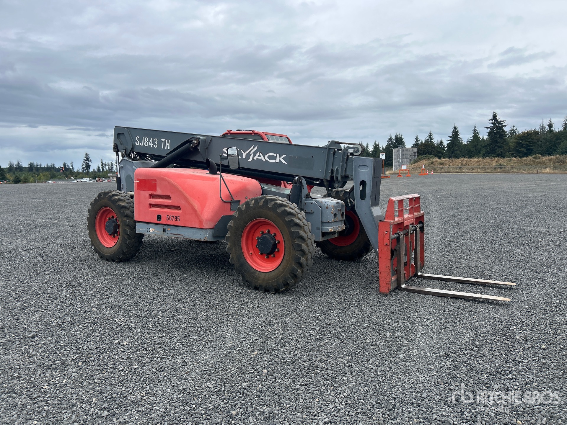2017 Skyjack SJ843