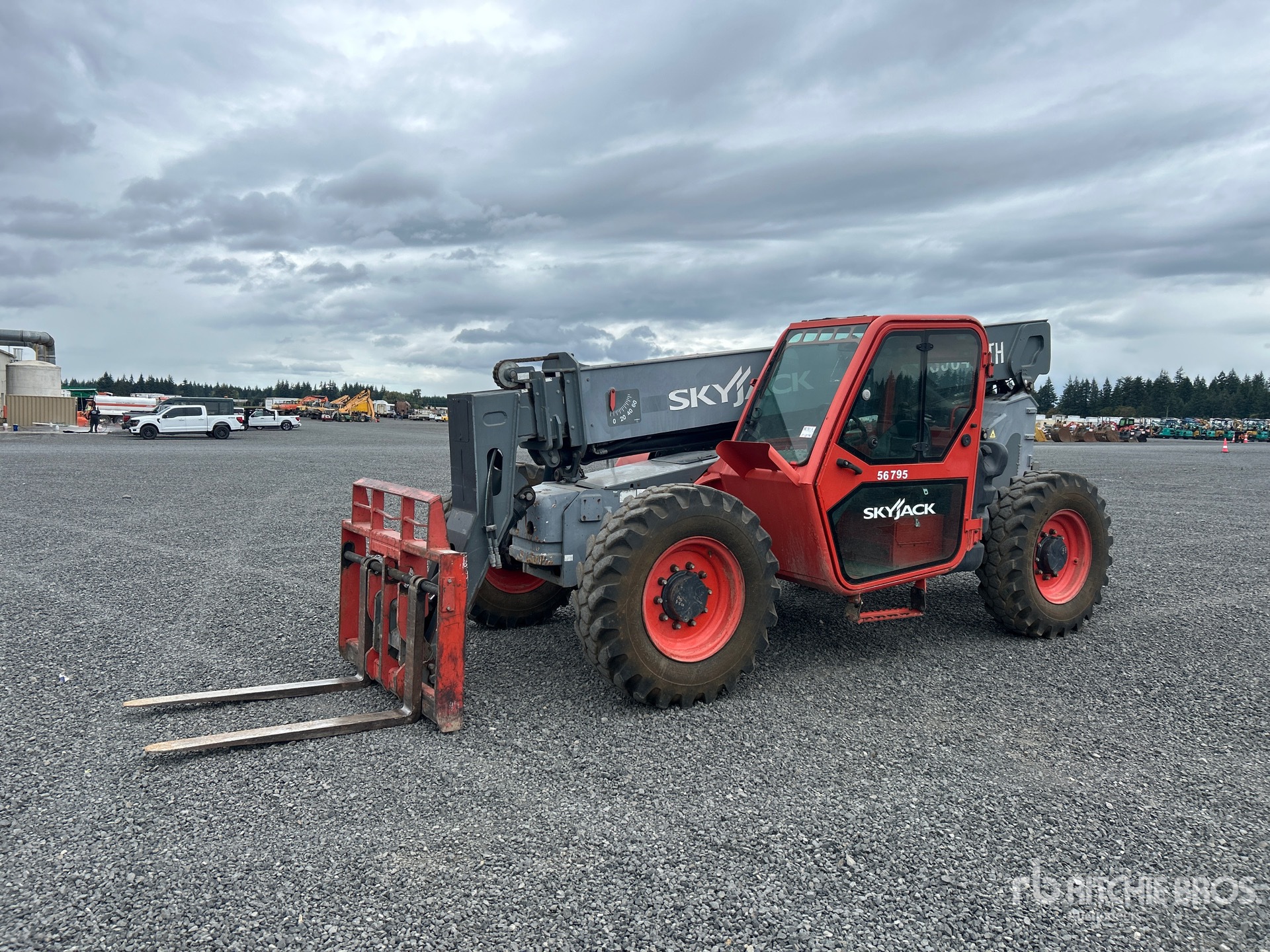 2017 Skyjack SJ843