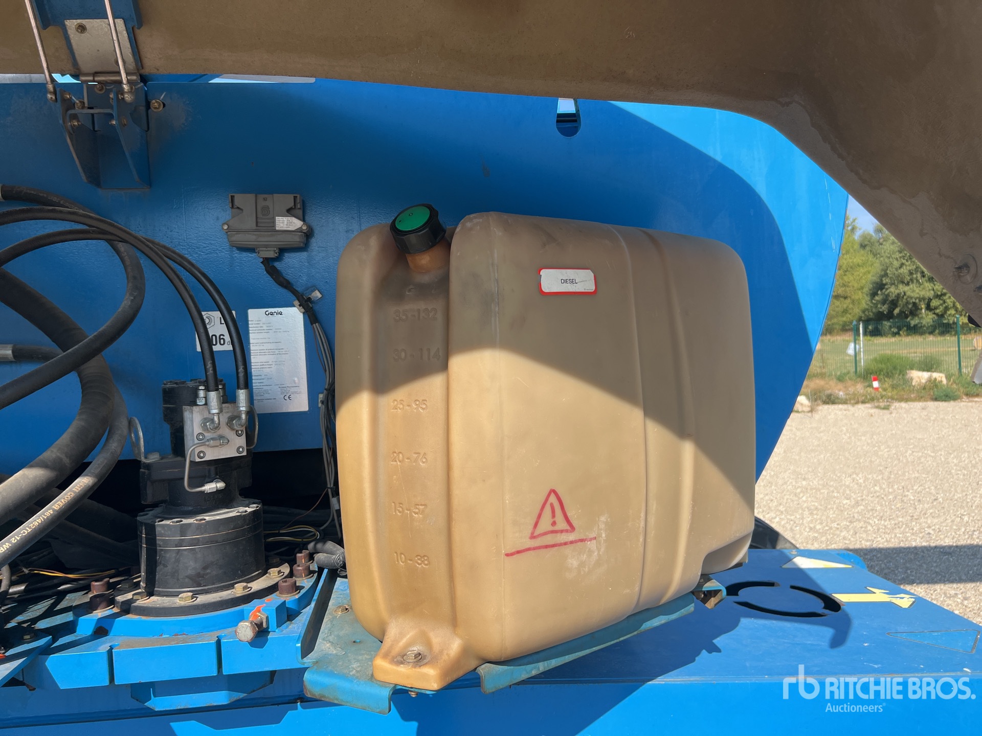 2013 Genie Z-80/60