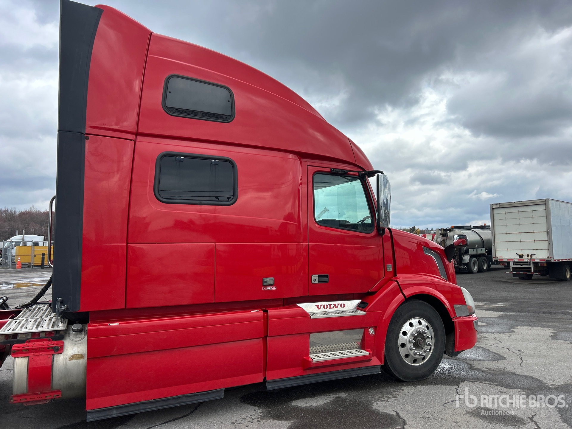 2016 Volvo VNL