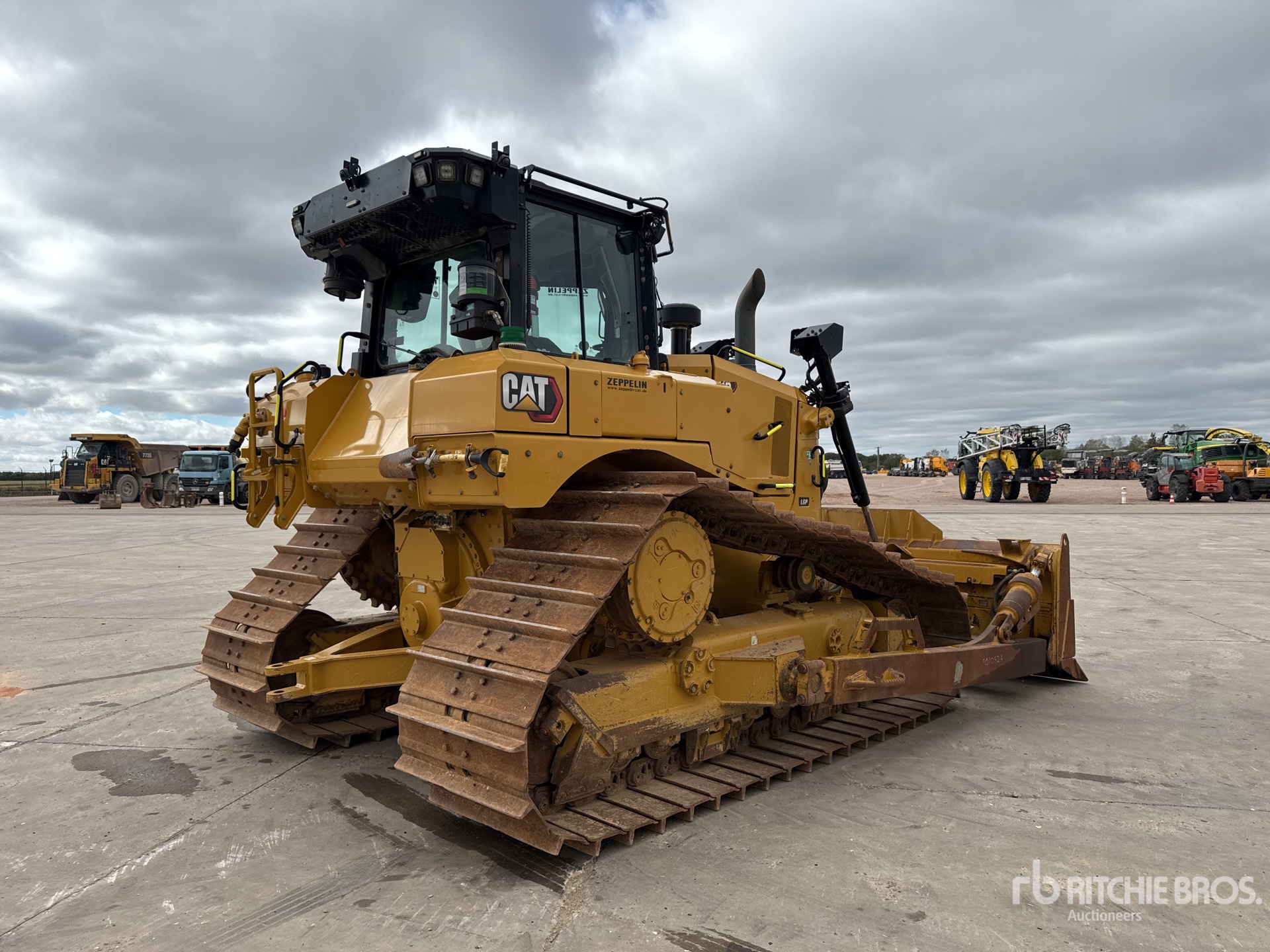 2021 Caterpillar D6 LGP