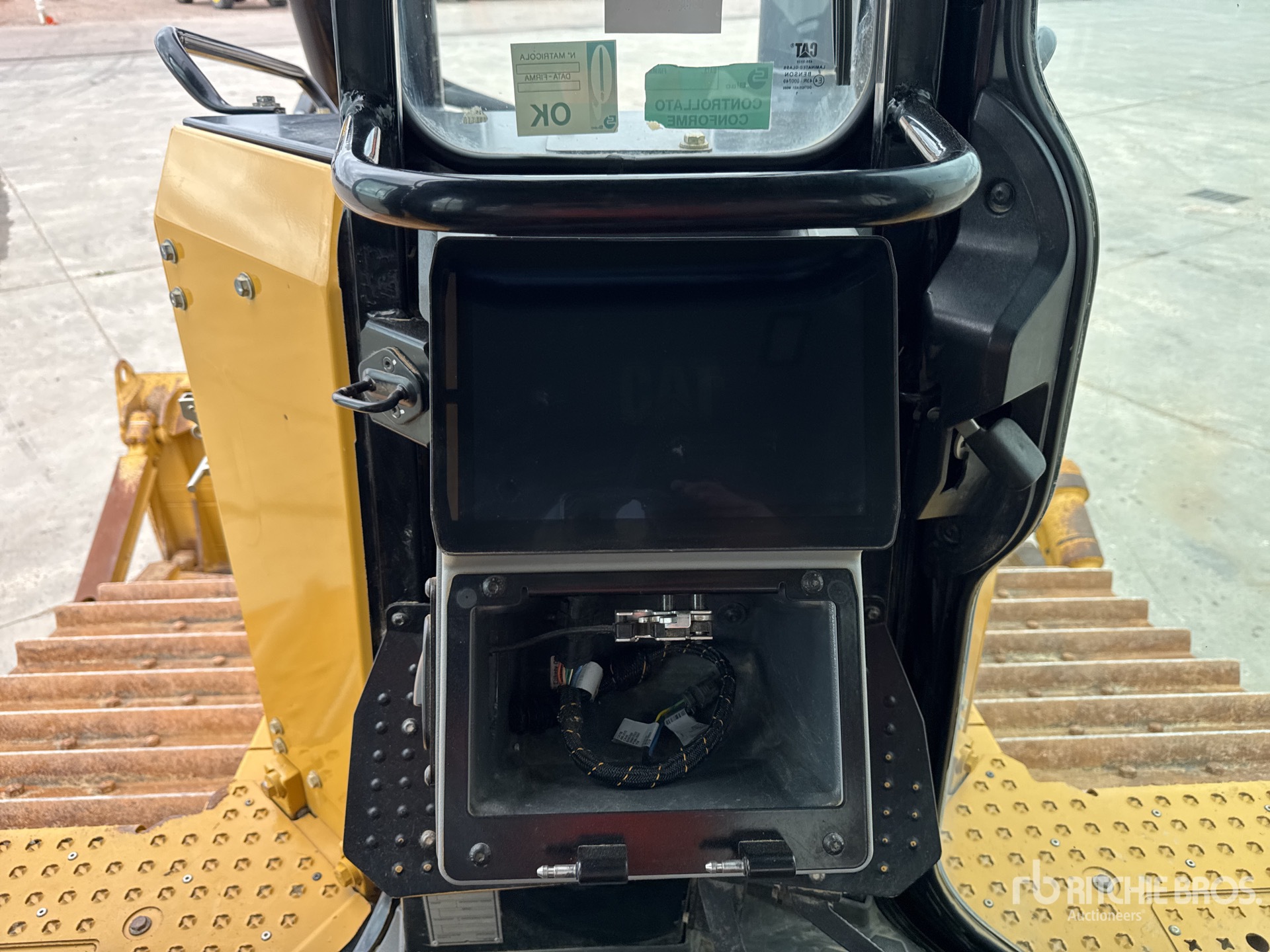 2021 Caterpillar D6 LGP