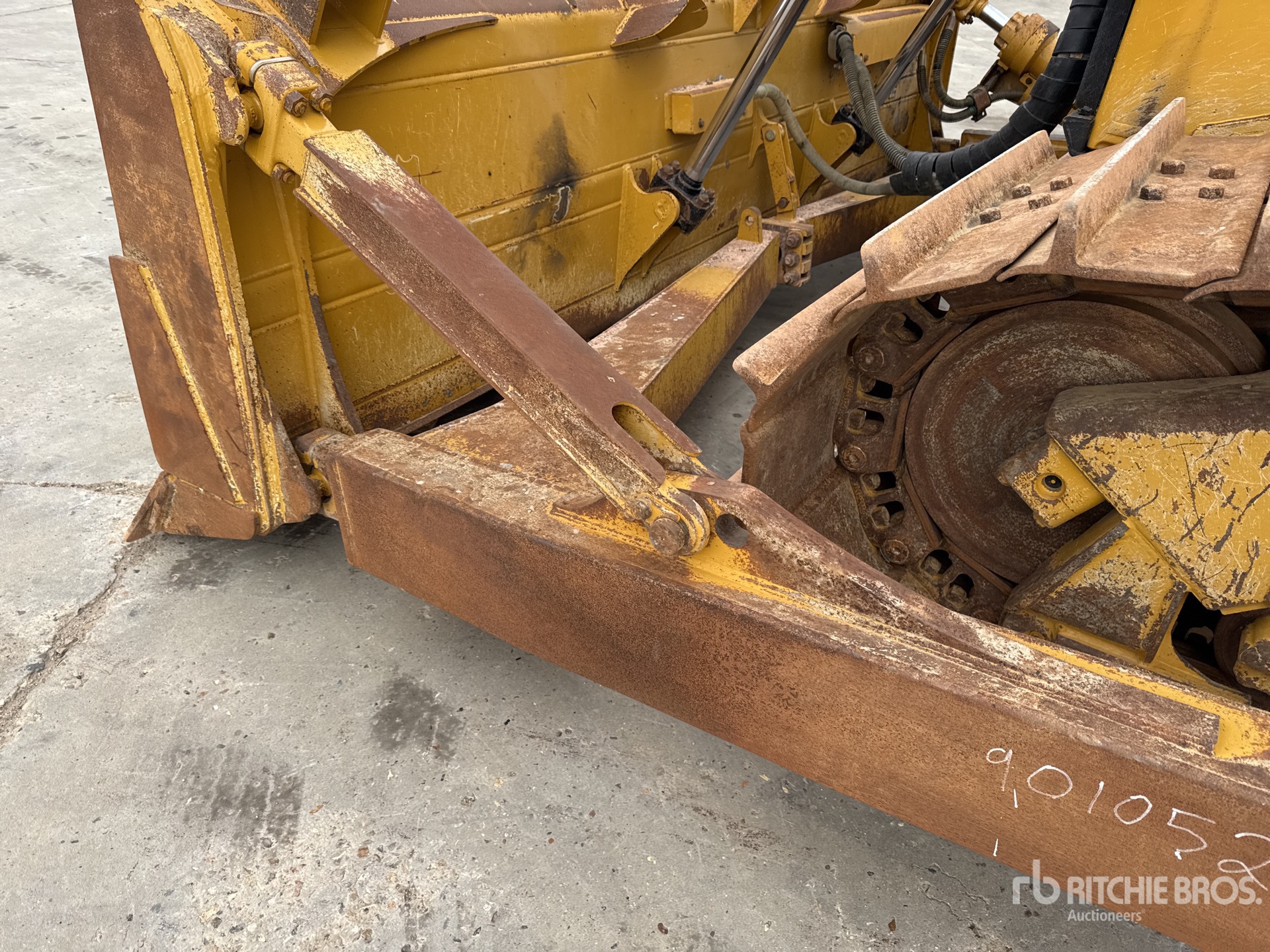 2021 Caterpillar D6 LGP