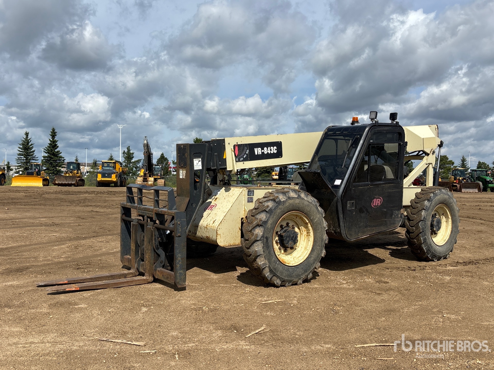 2005 Ingersoll Rand VR-843C