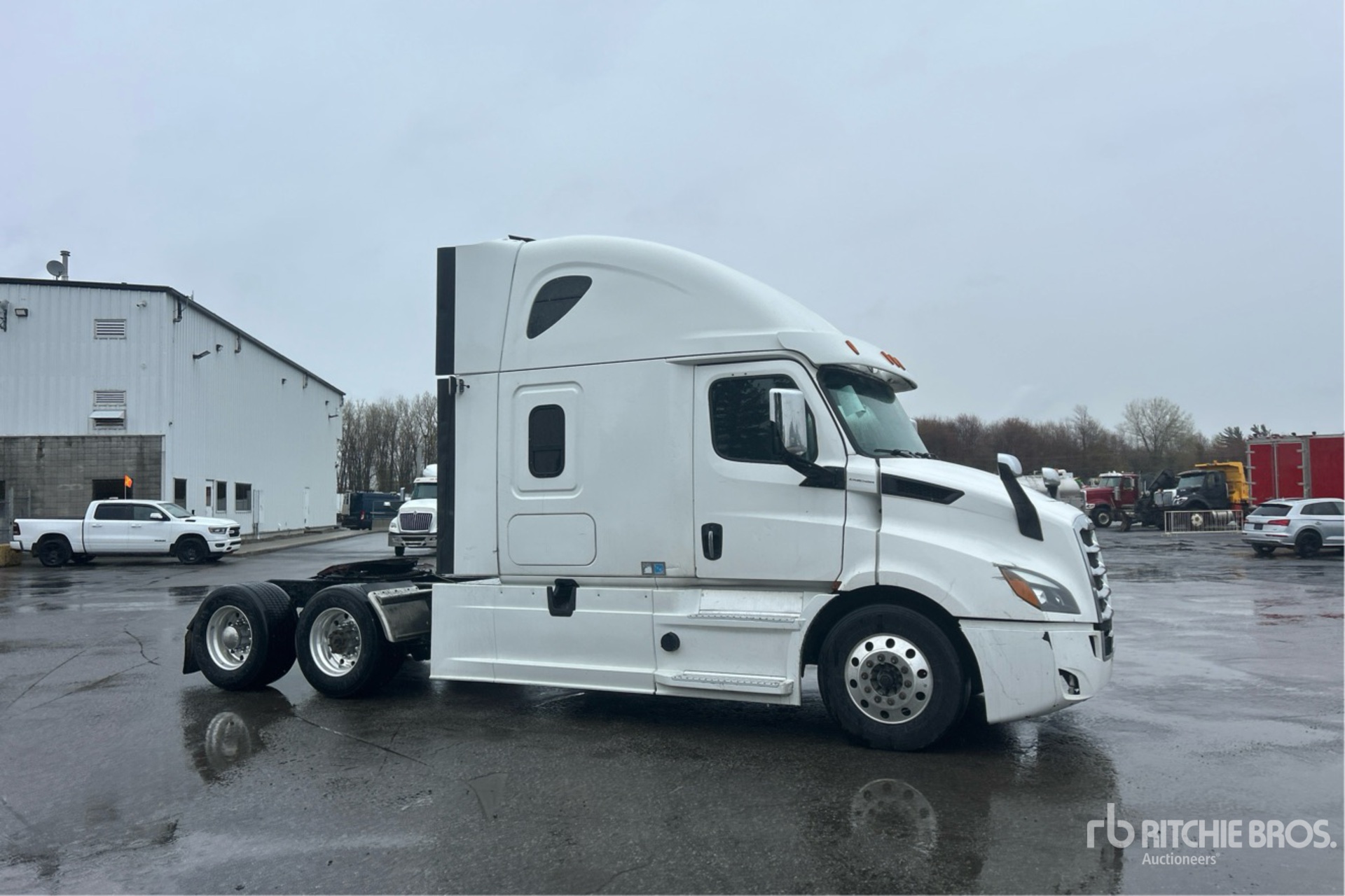 2019 Freightliner CASCADIA 116