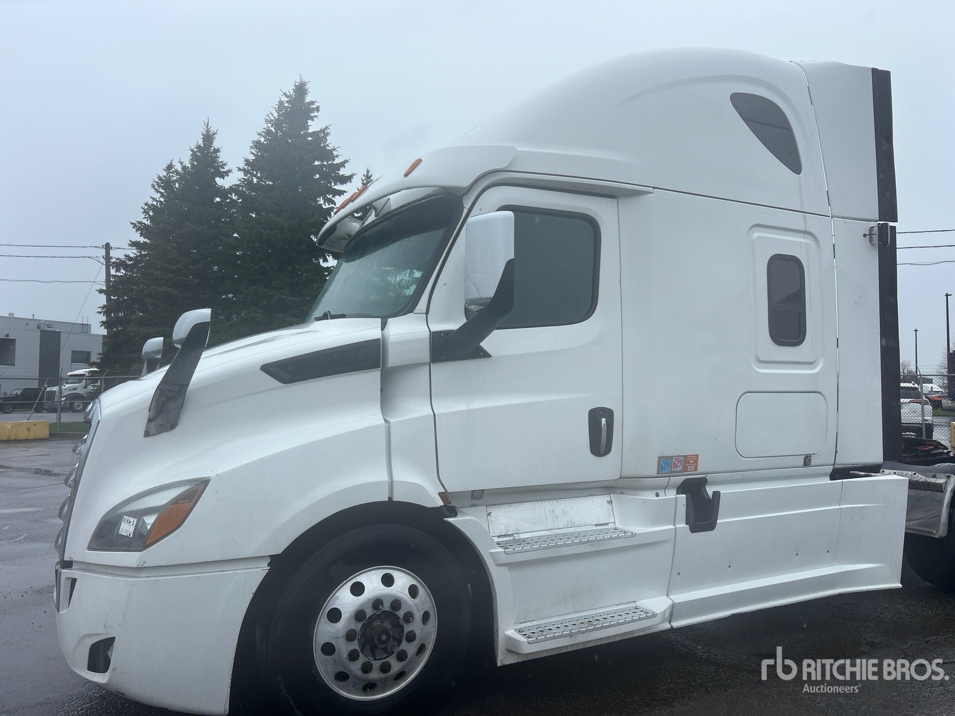 2019 Freightliner CASCADIA 116