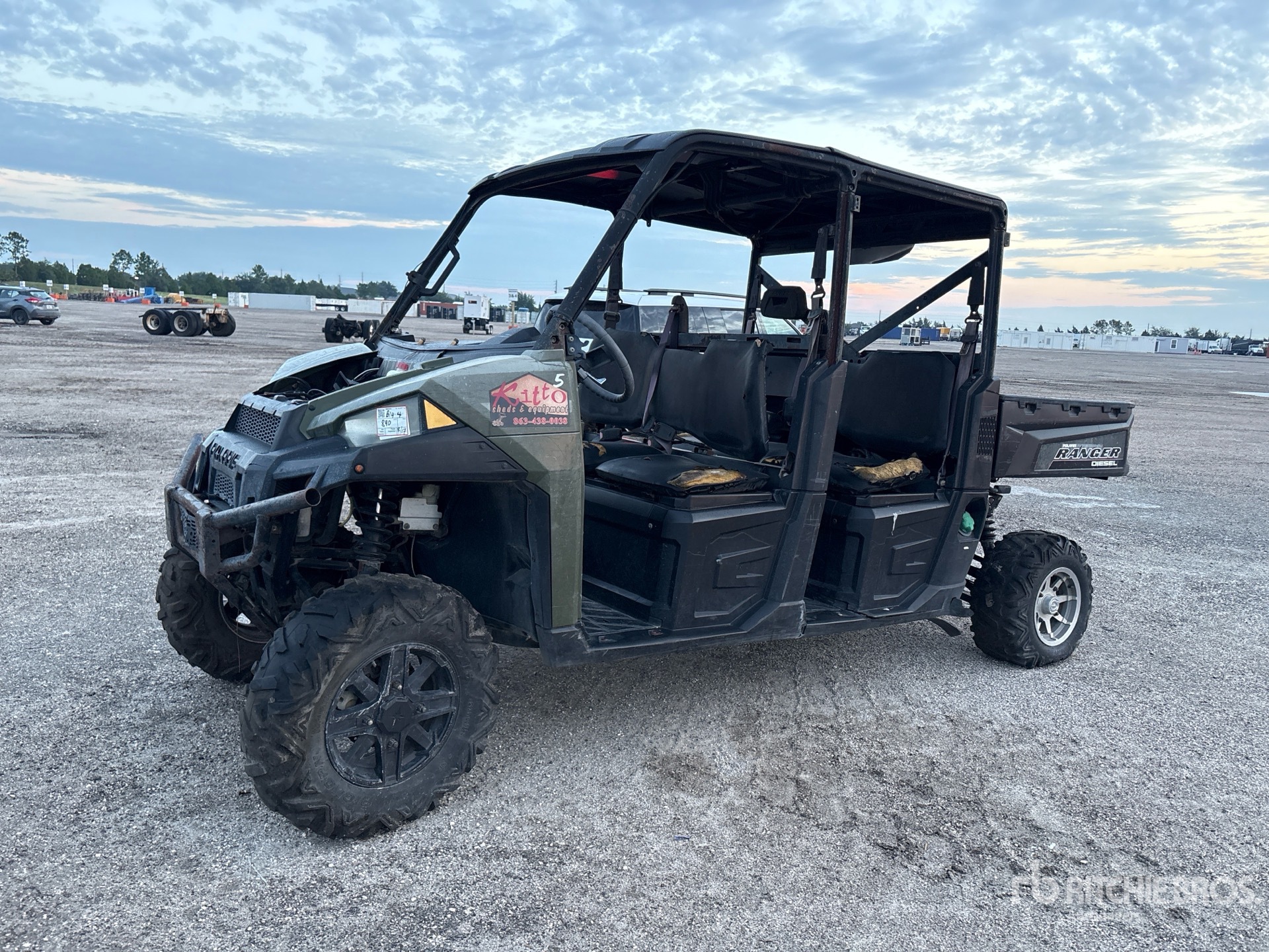 General Appearance with Picture, Right Front Corner
