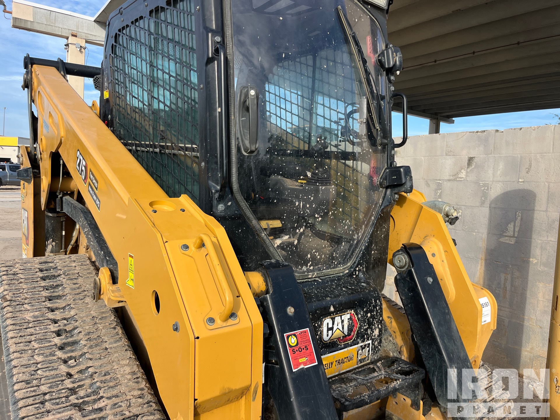 2025 Caterpillar 275