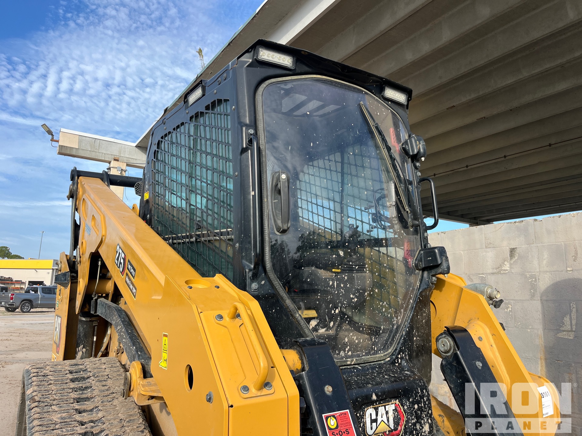 2025 Caterpillar 275