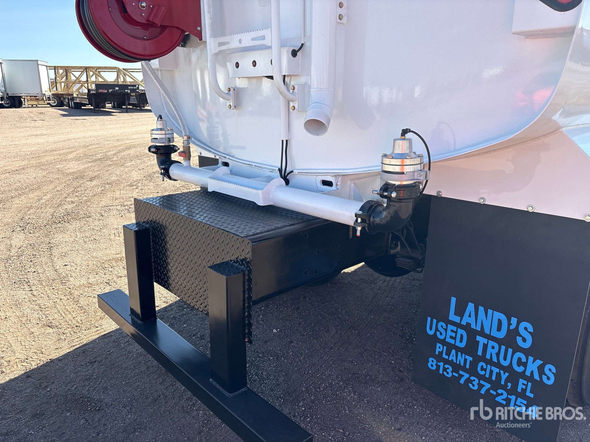 2025 Peterbilt 536