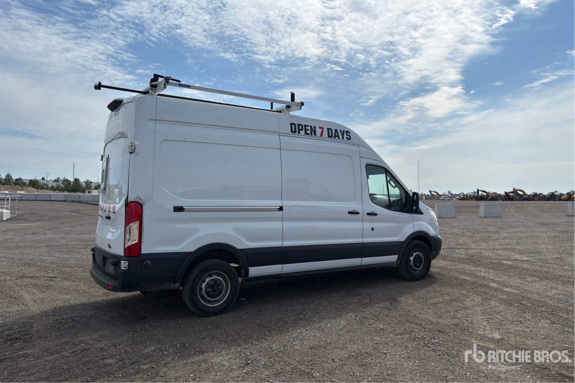 2018 Ford TRANSIT 250