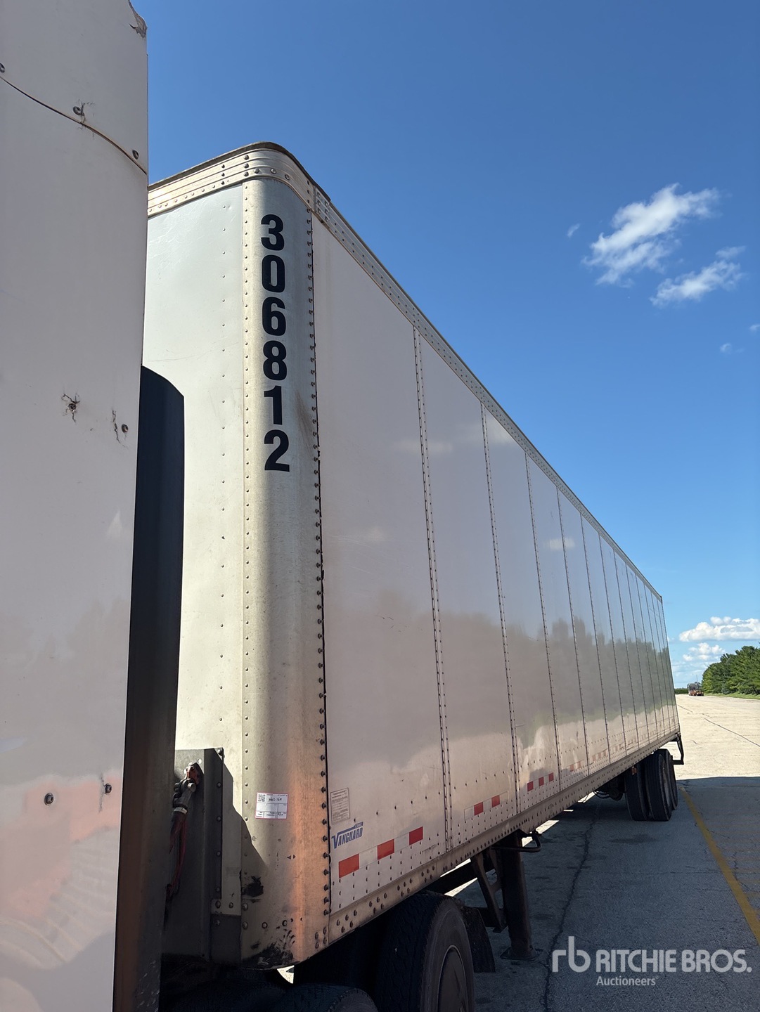2023 Vanguard 53 FT T/A