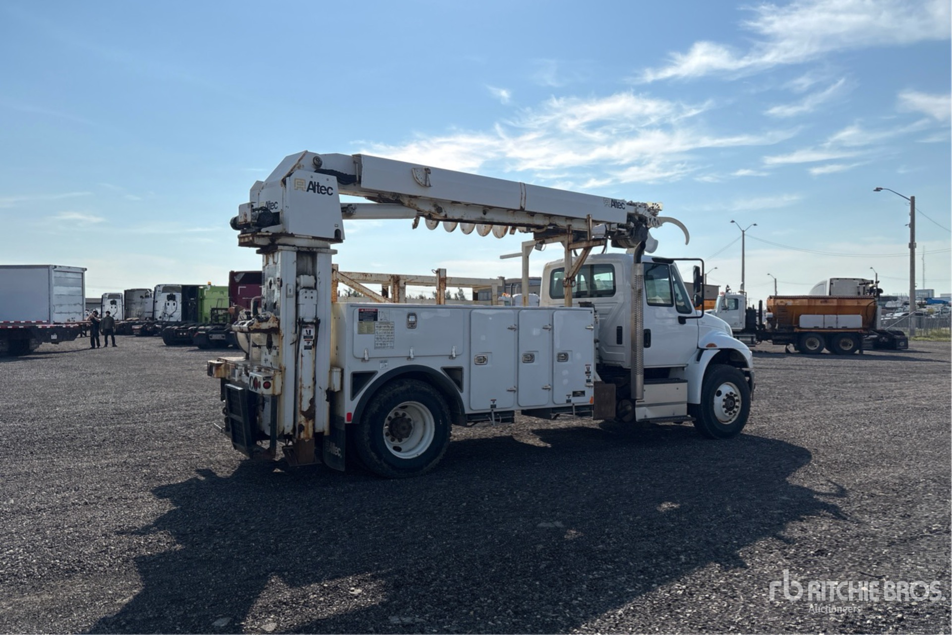 2016 International 4400
