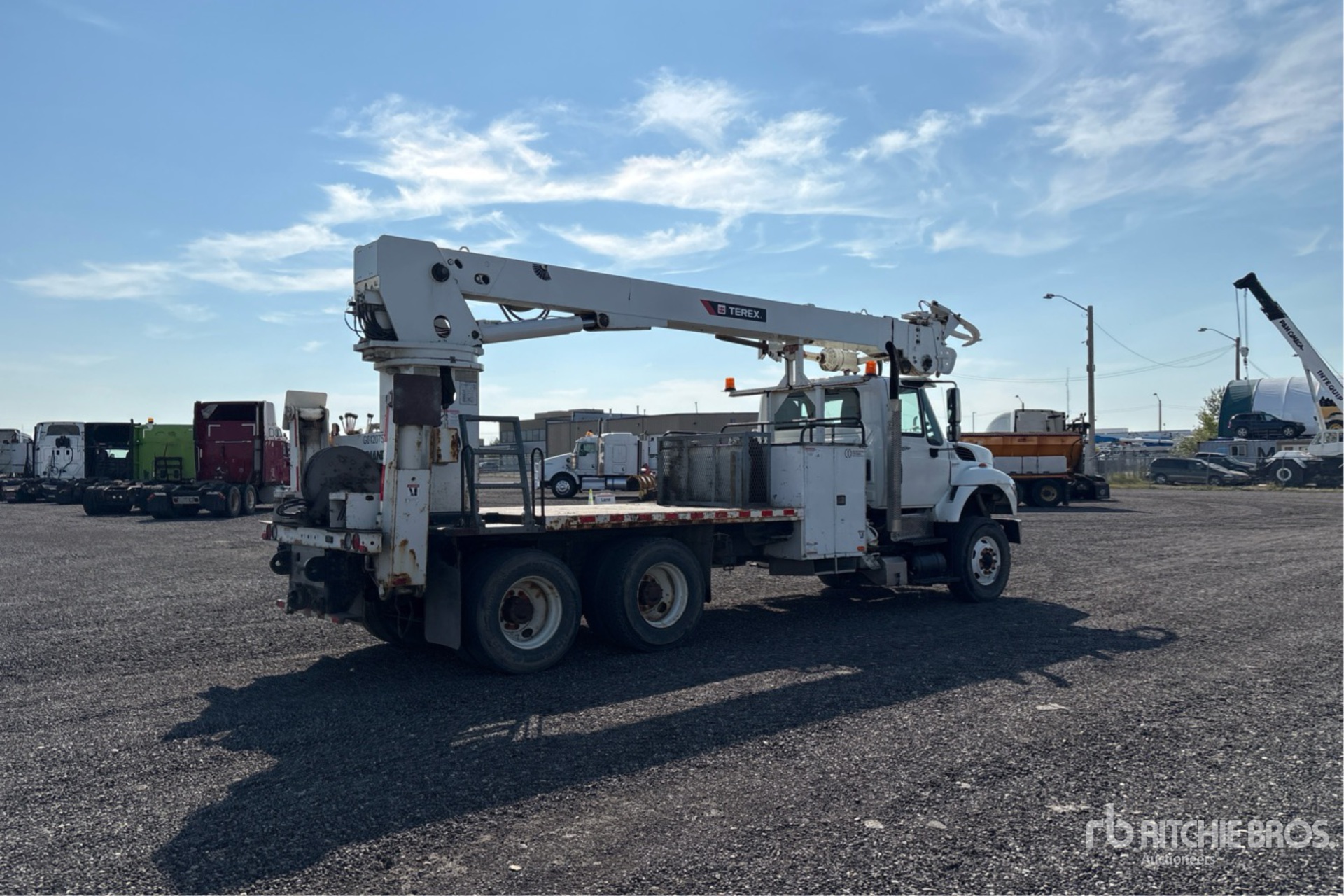 2015 International WORKSTAR 7400