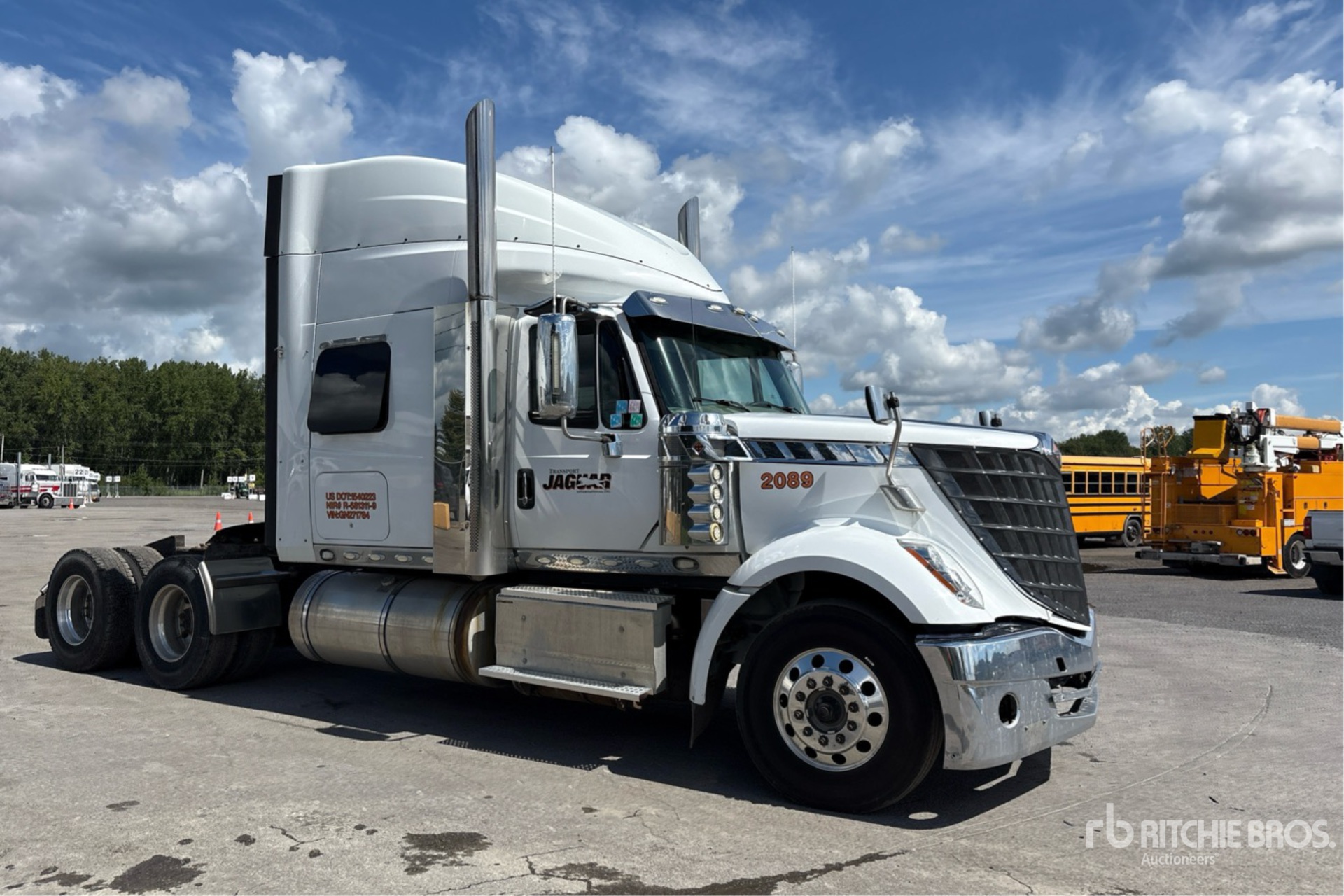 2016 International LONESTAR