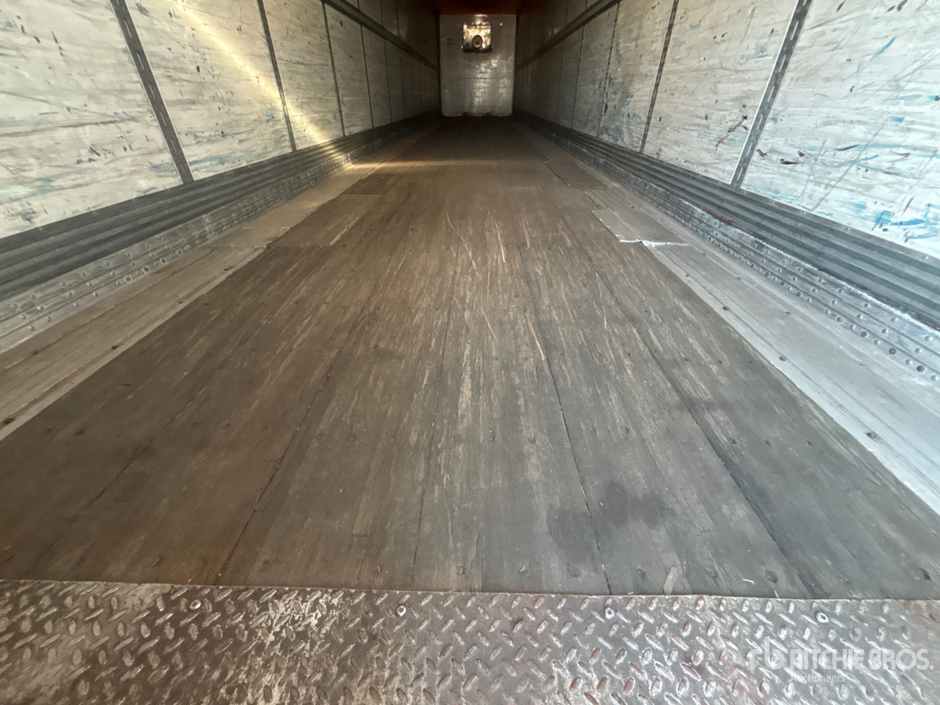 2001 Wabash 53 FT X 102 IN T/A HEATED