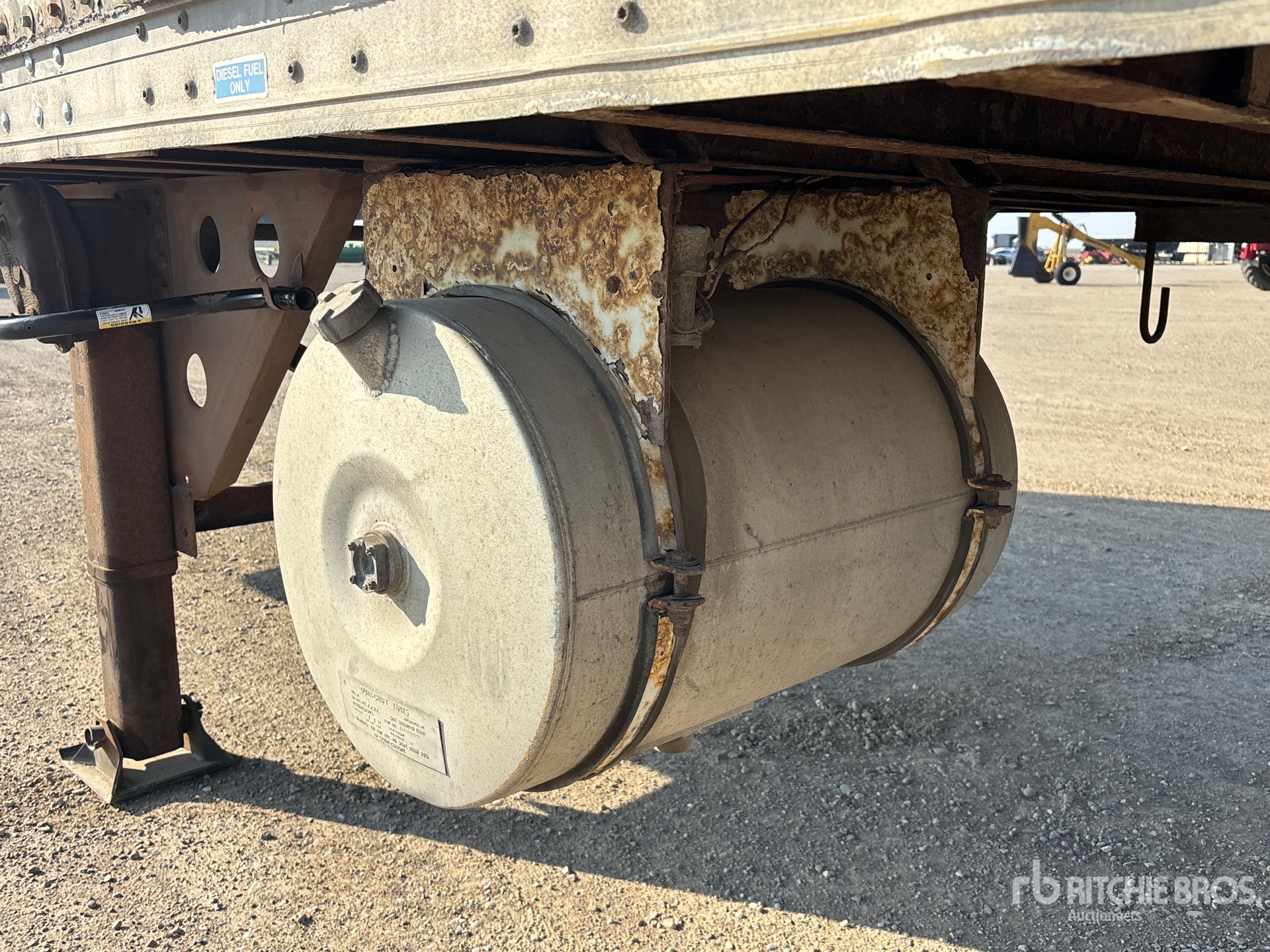 2001 Wabash 53 FT X 102 IN T/A HEATED