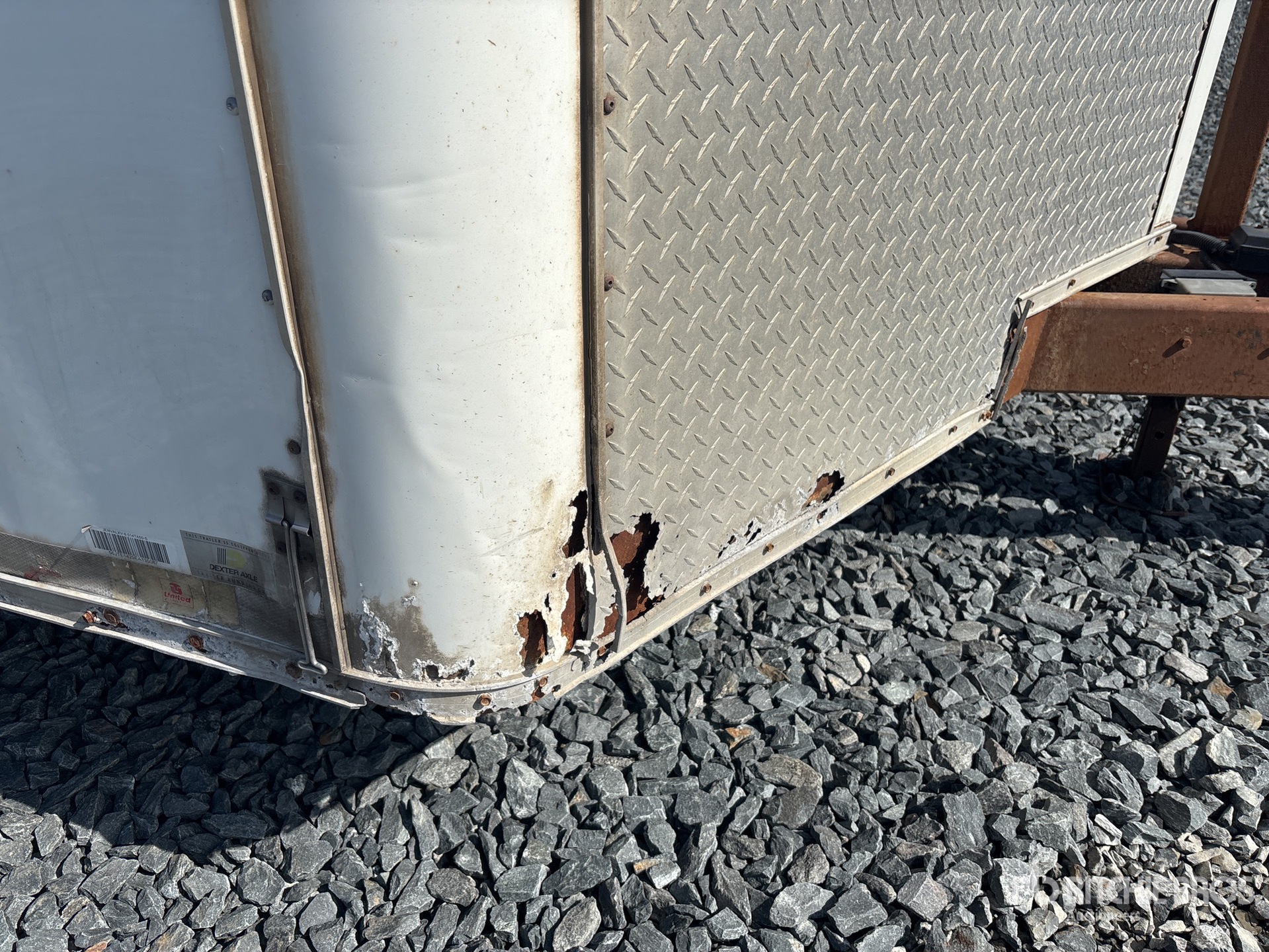2014 United Trailers 14 ft T/A