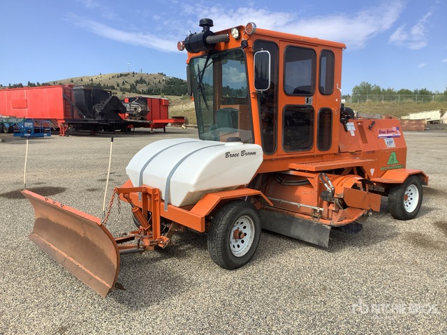 2021 Broce Rct350 Self-propelled Broom