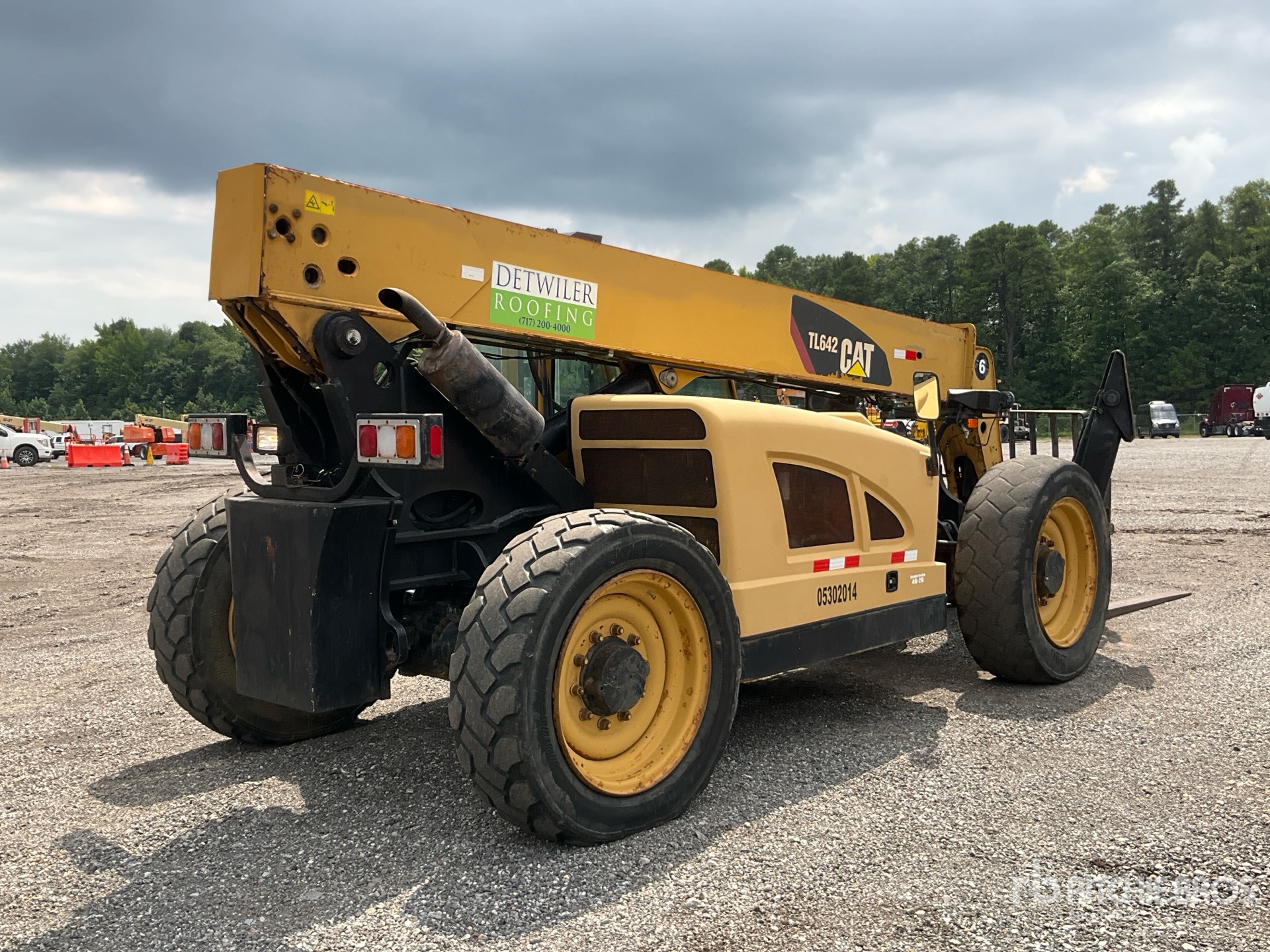 General Appearance with Picture, Right Rear Corner