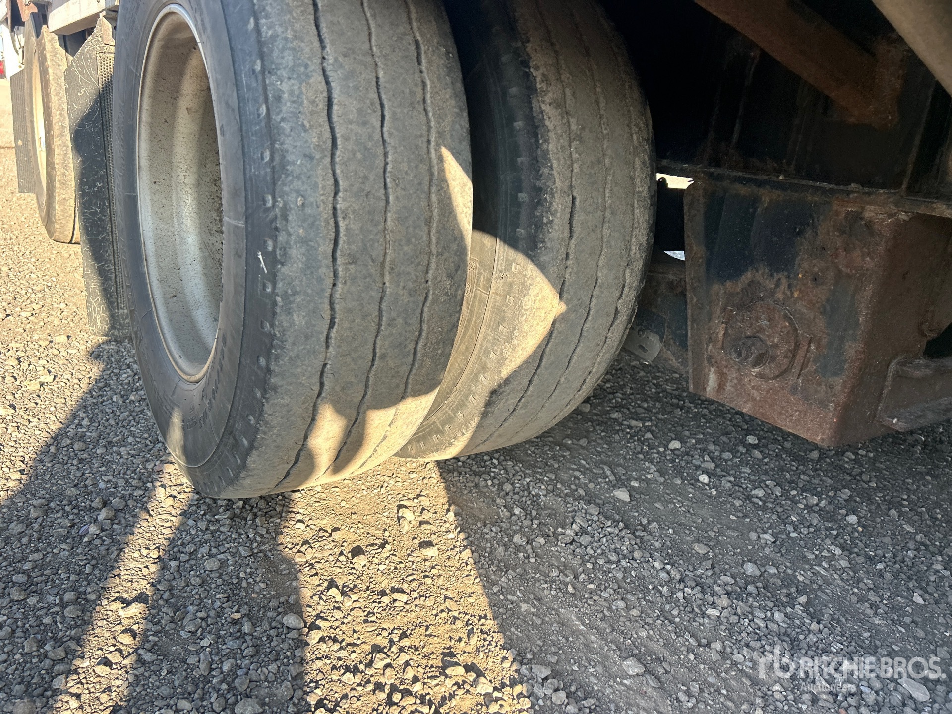 2012 Load King 53 ft Tri/A