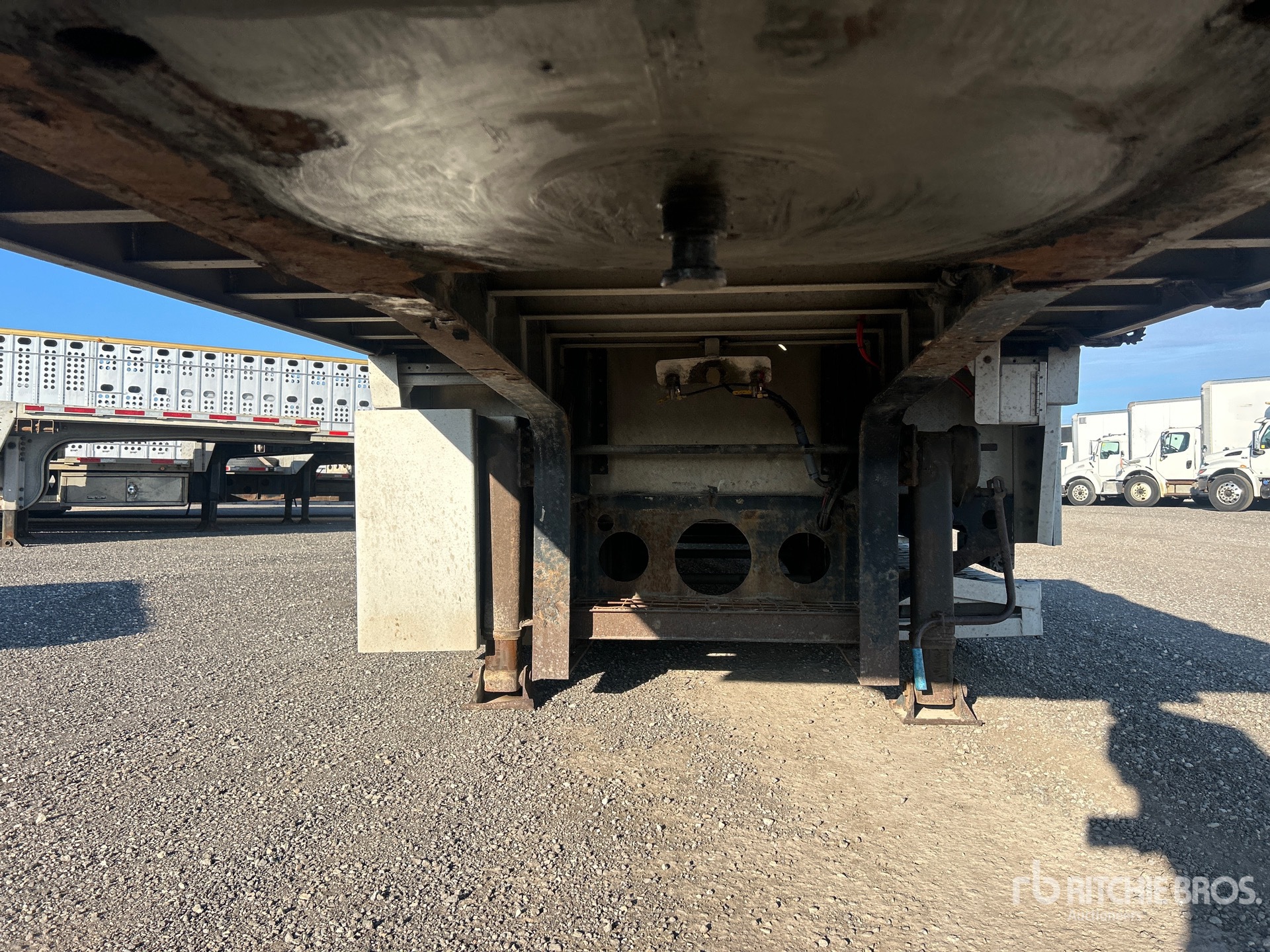 2012 Load King 53 ft Tri/A