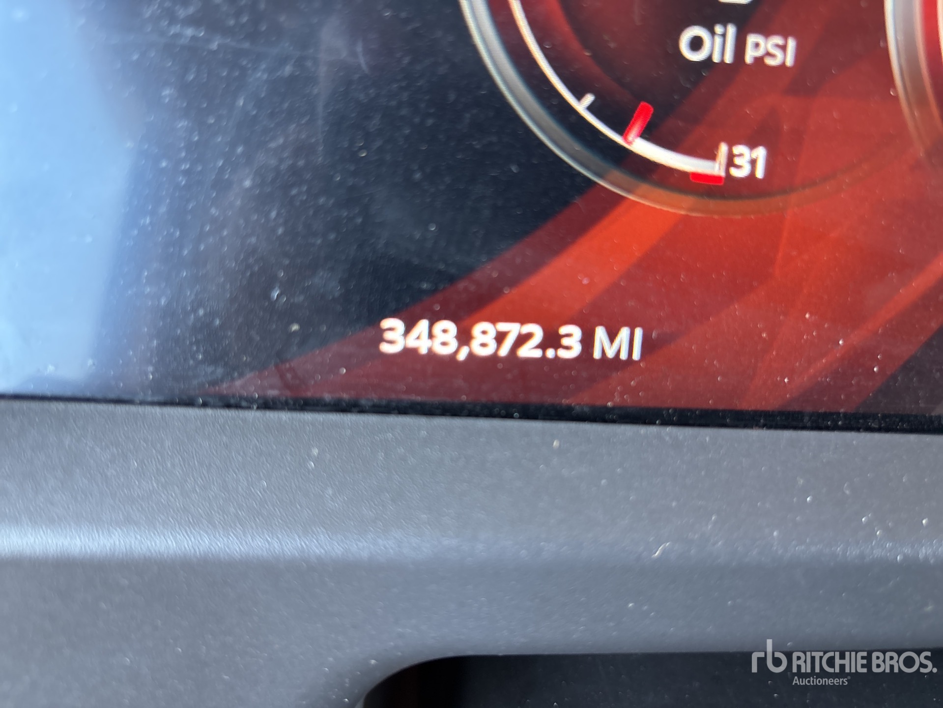 2023 Peterbilt 579