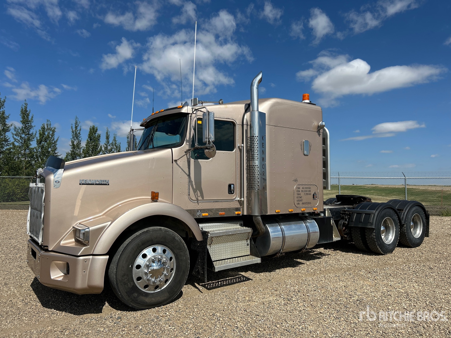 2004 Kenworth T800