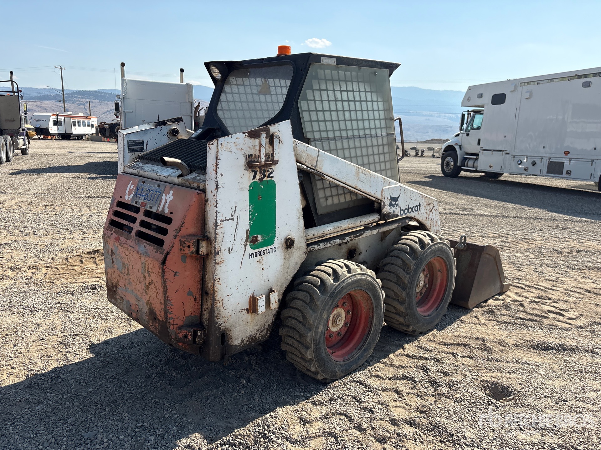 General Appearance with Picture, Right Rear Corner