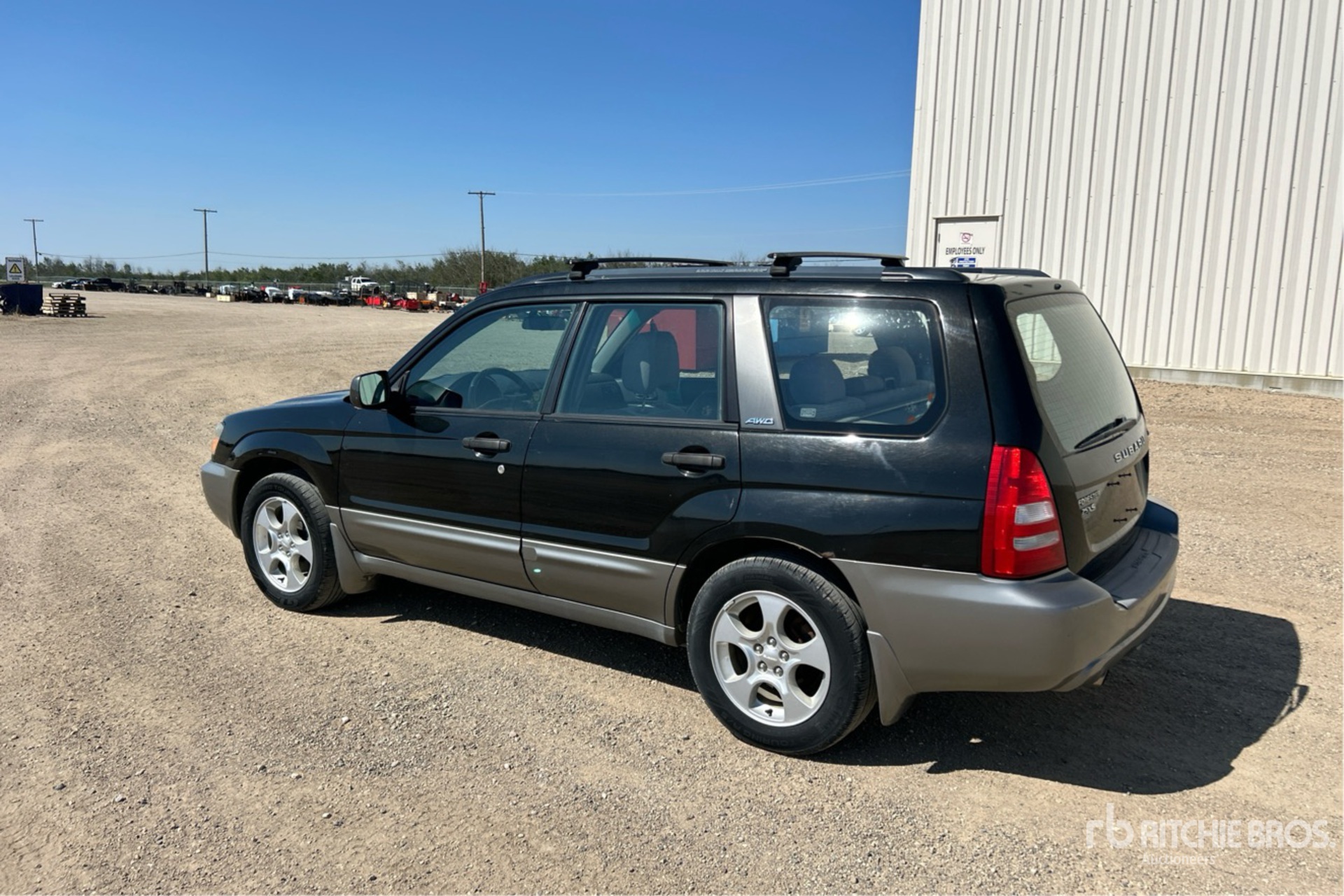 General Appearance with Picture, Left Rear Corner