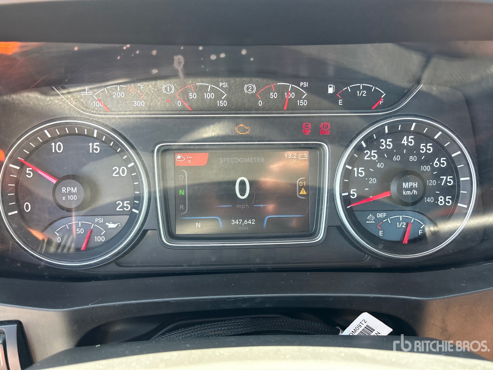 2019 International RH613