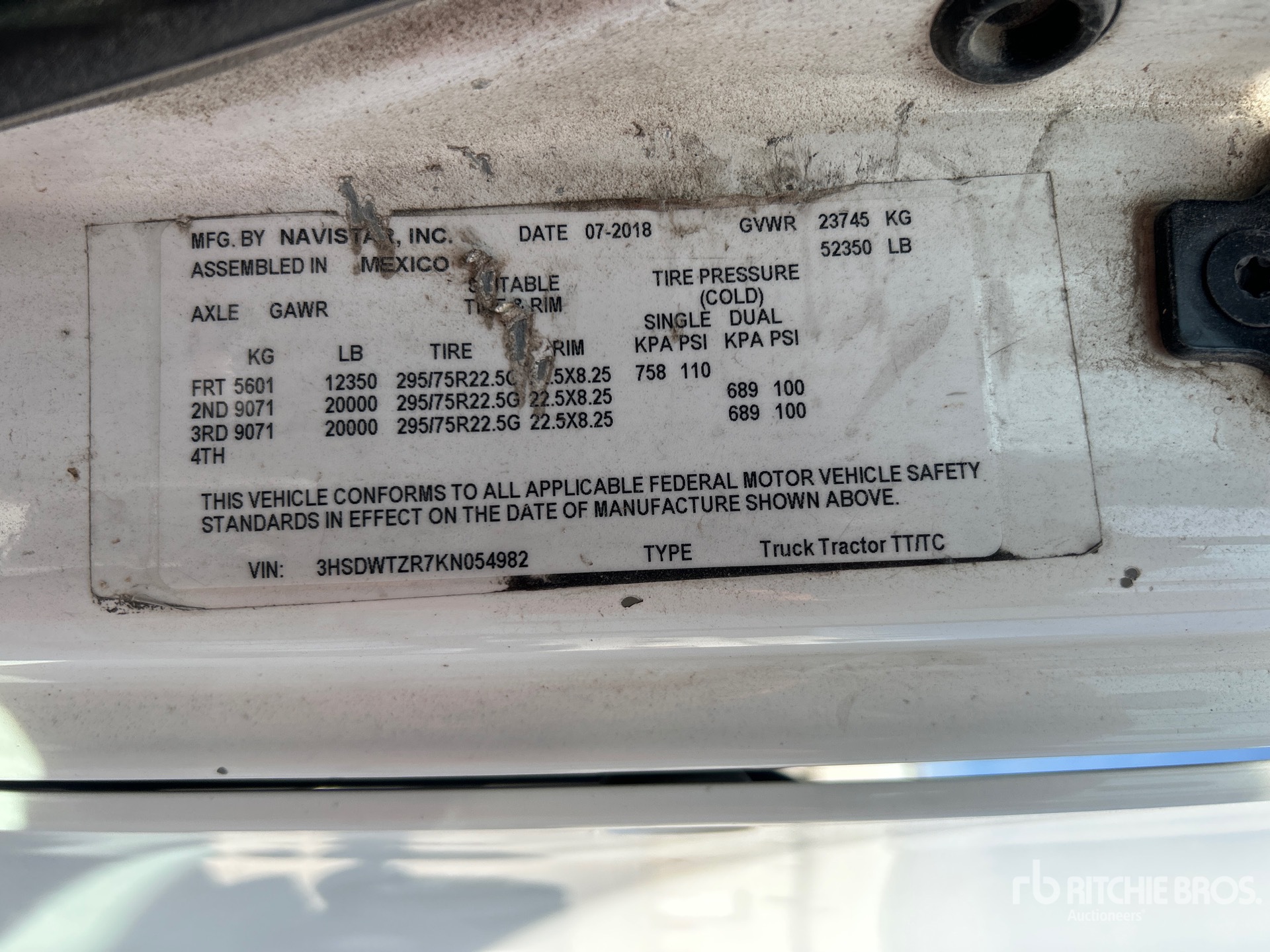 2019 International RH613