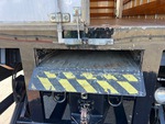 Configuration with Pull-Out Ramp