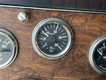 Cab with Oil Pressure