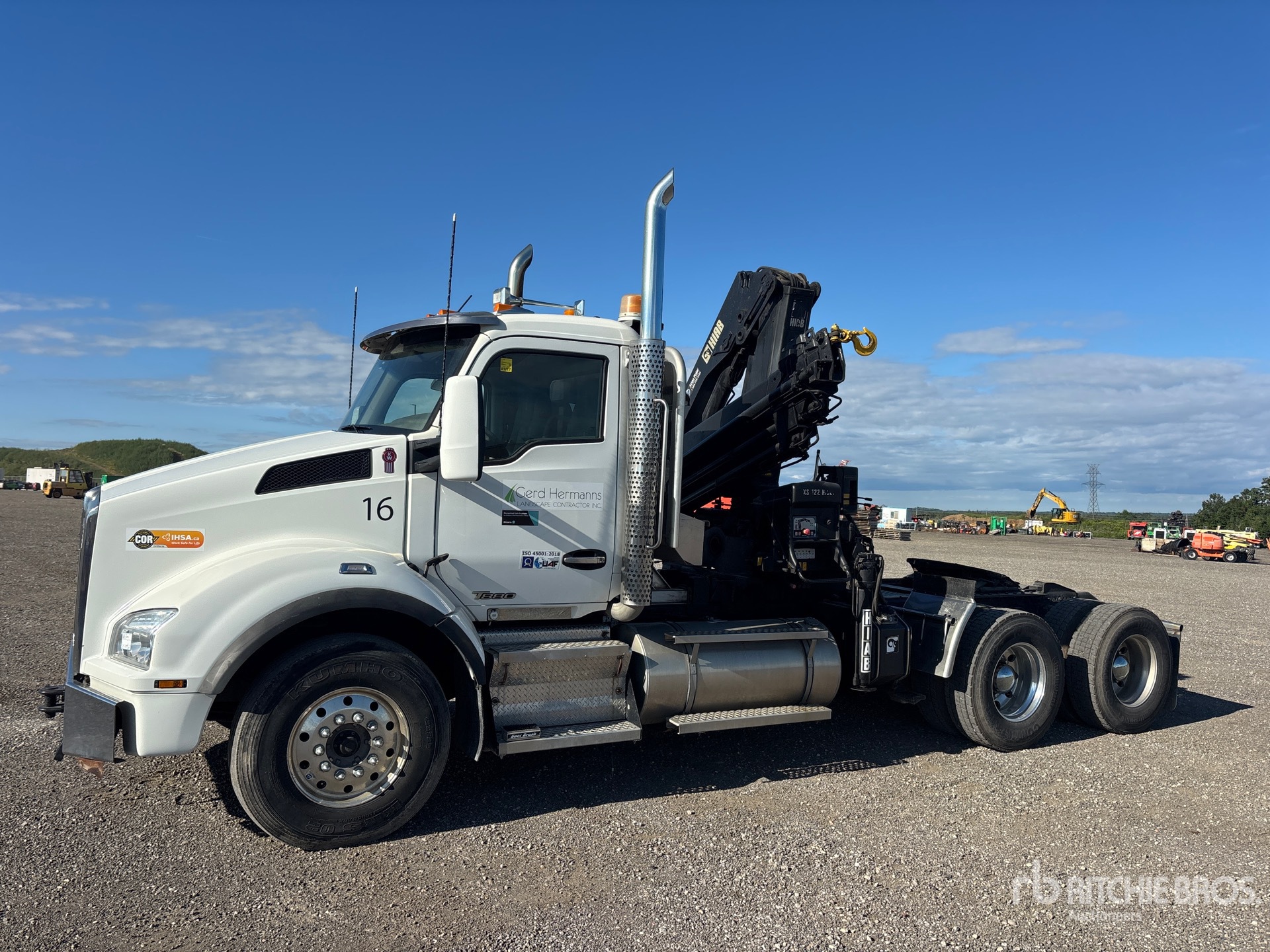 2016 Kenworth T880