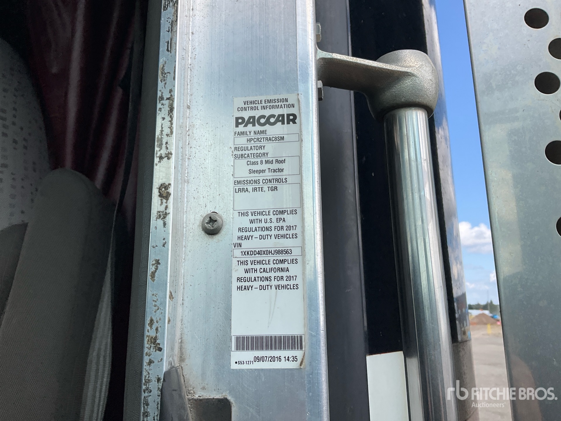 Photo of 2017 Kenworth T800