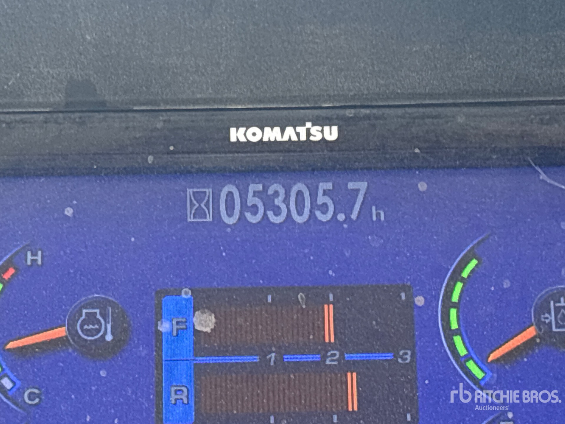 2015 Komatsu D39PX-23