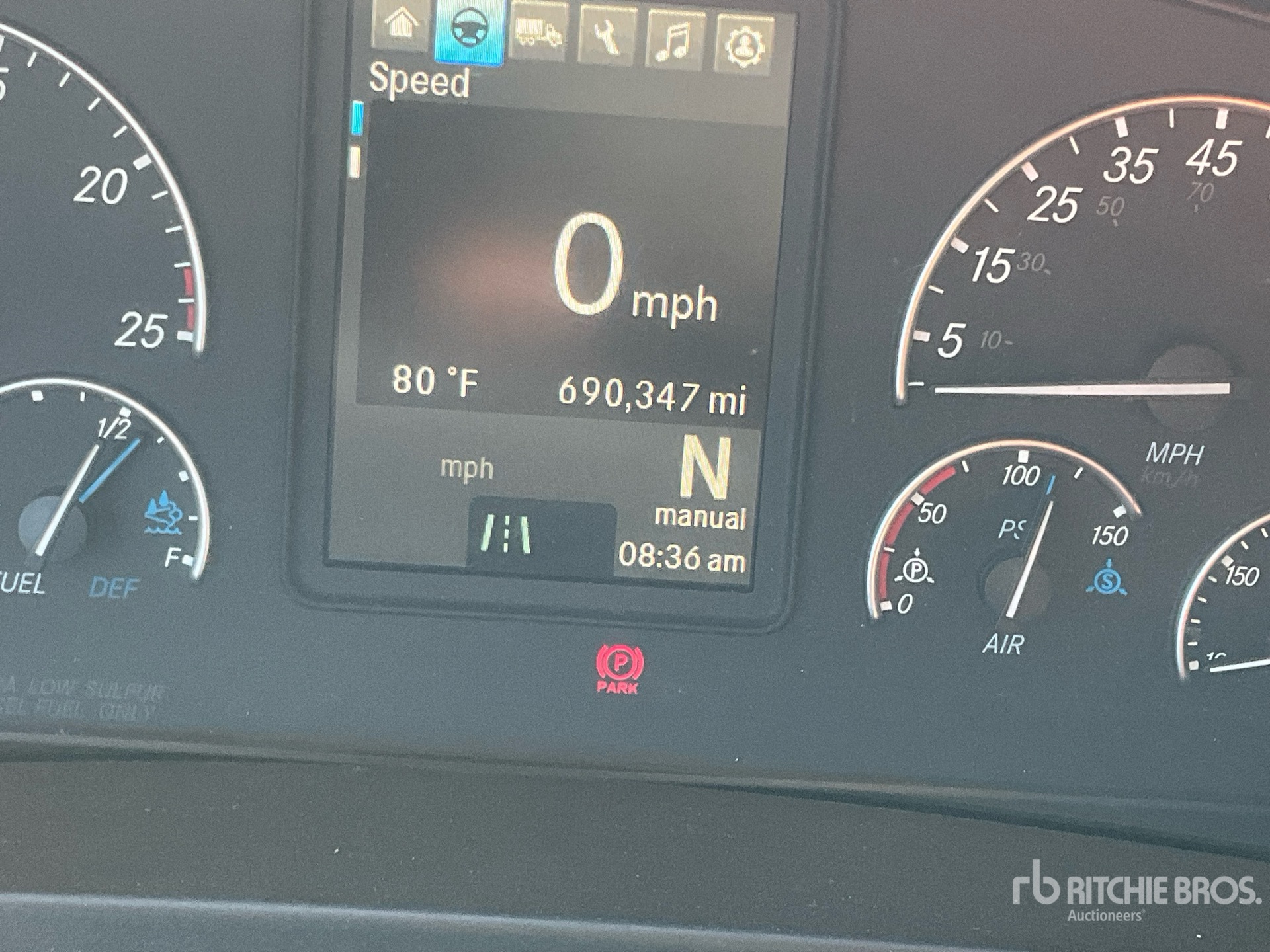 2020 Freightliner CASCADIA 126