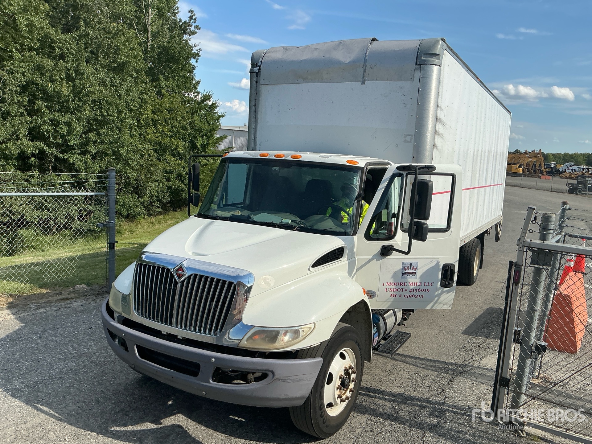 Photo of 2016 International 4300