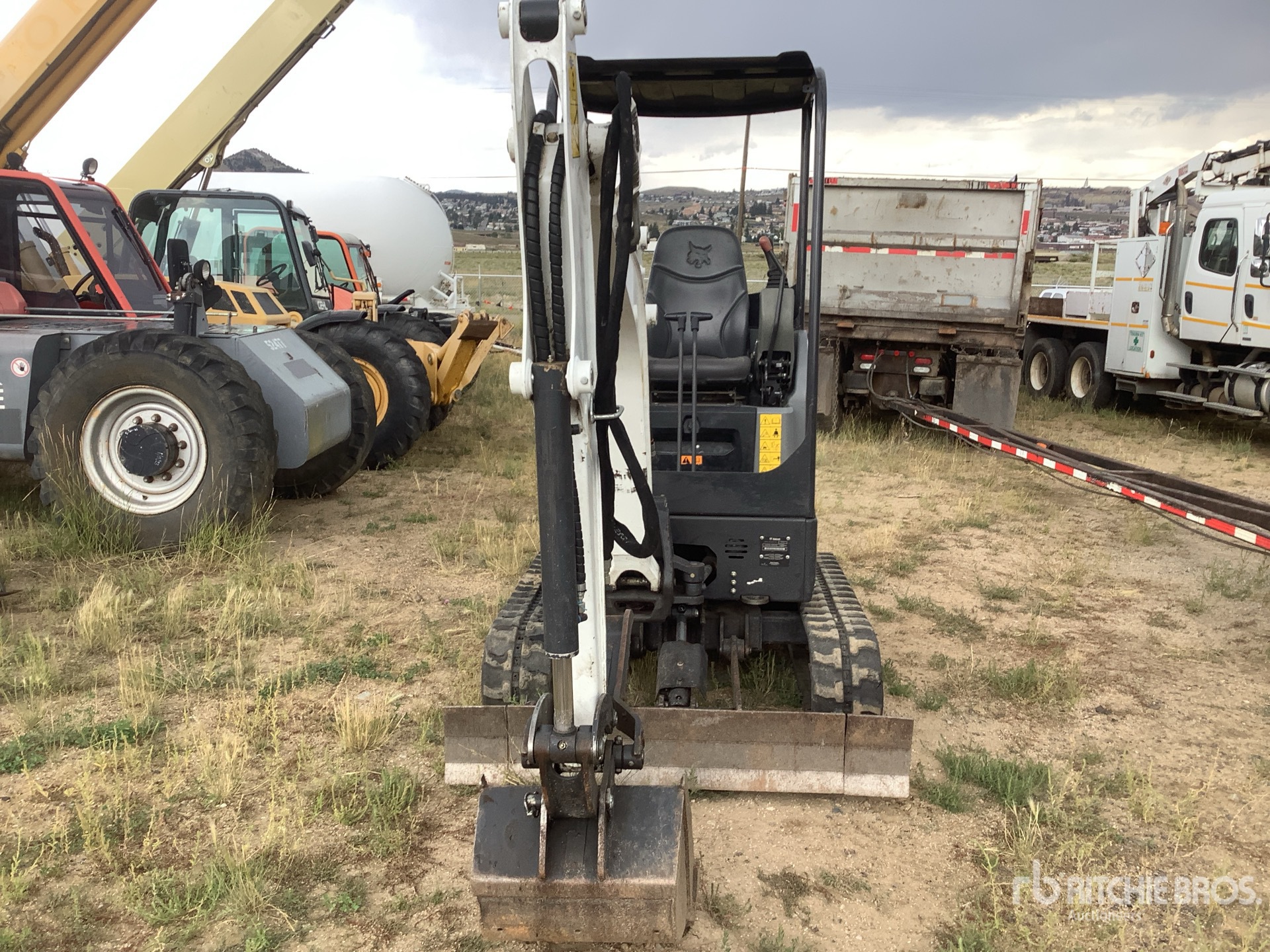2021 Bobcat E20