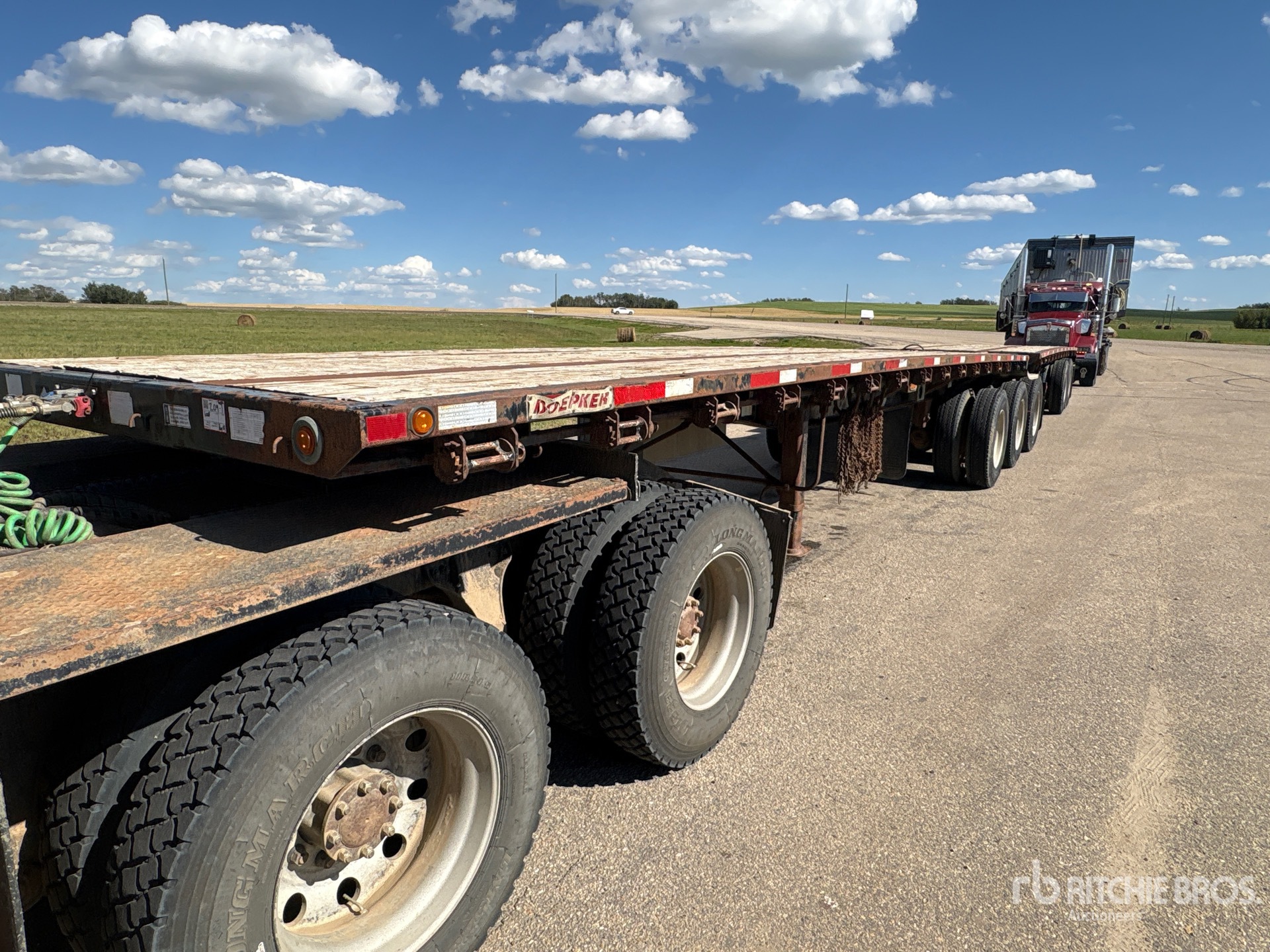 2008 Doepker HB12207L