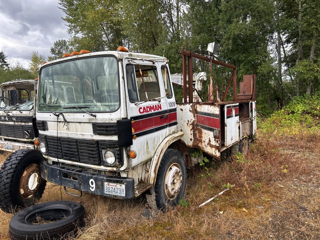 1983 Mack MS 4x2 Service Truck (Inoperable)