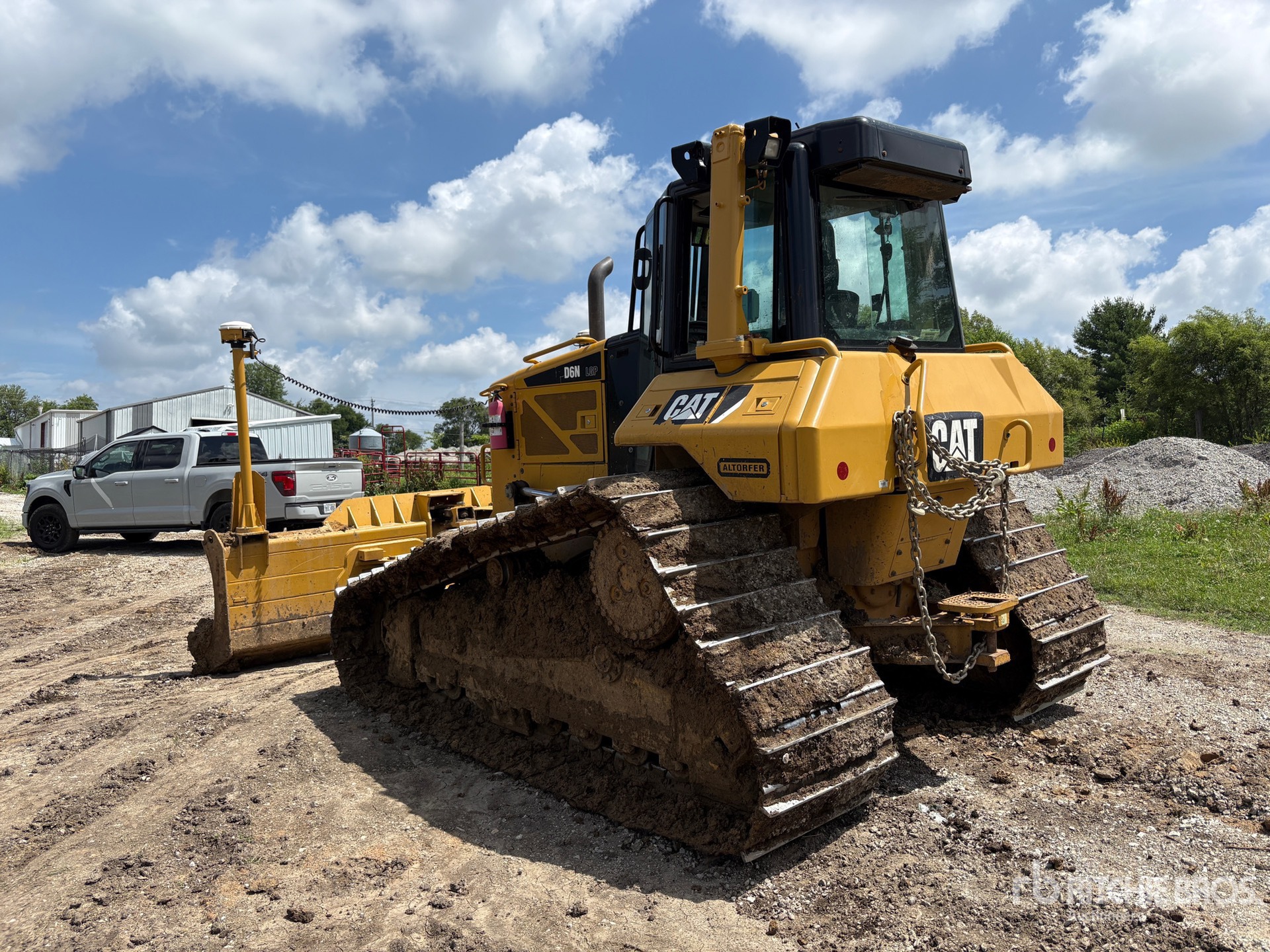 2015 Caterpillar D6N LGP