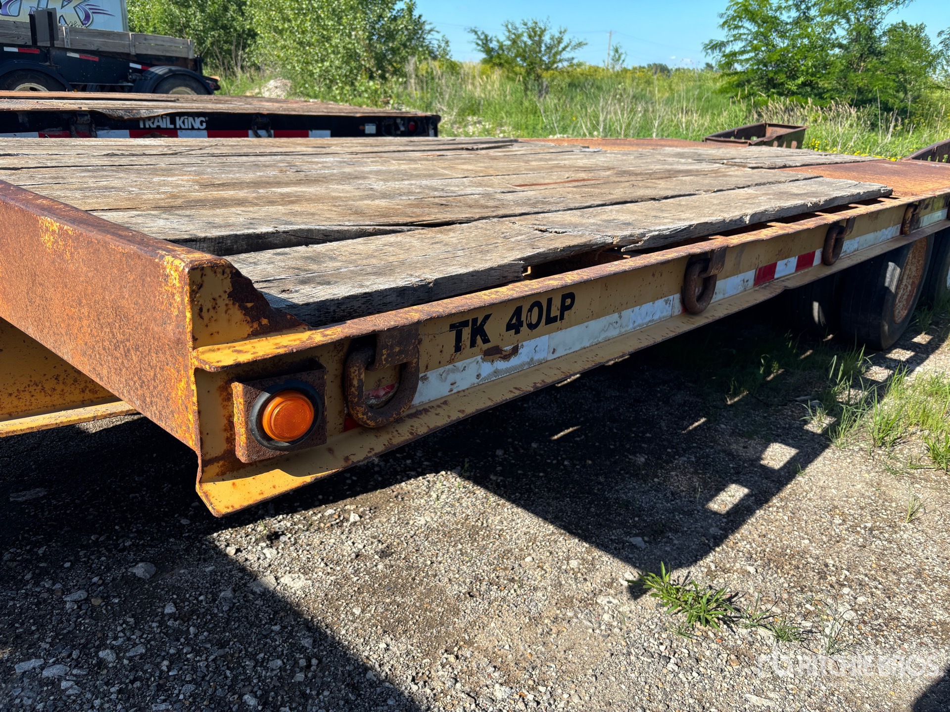 Photo of 2002 Trail King TK40LP