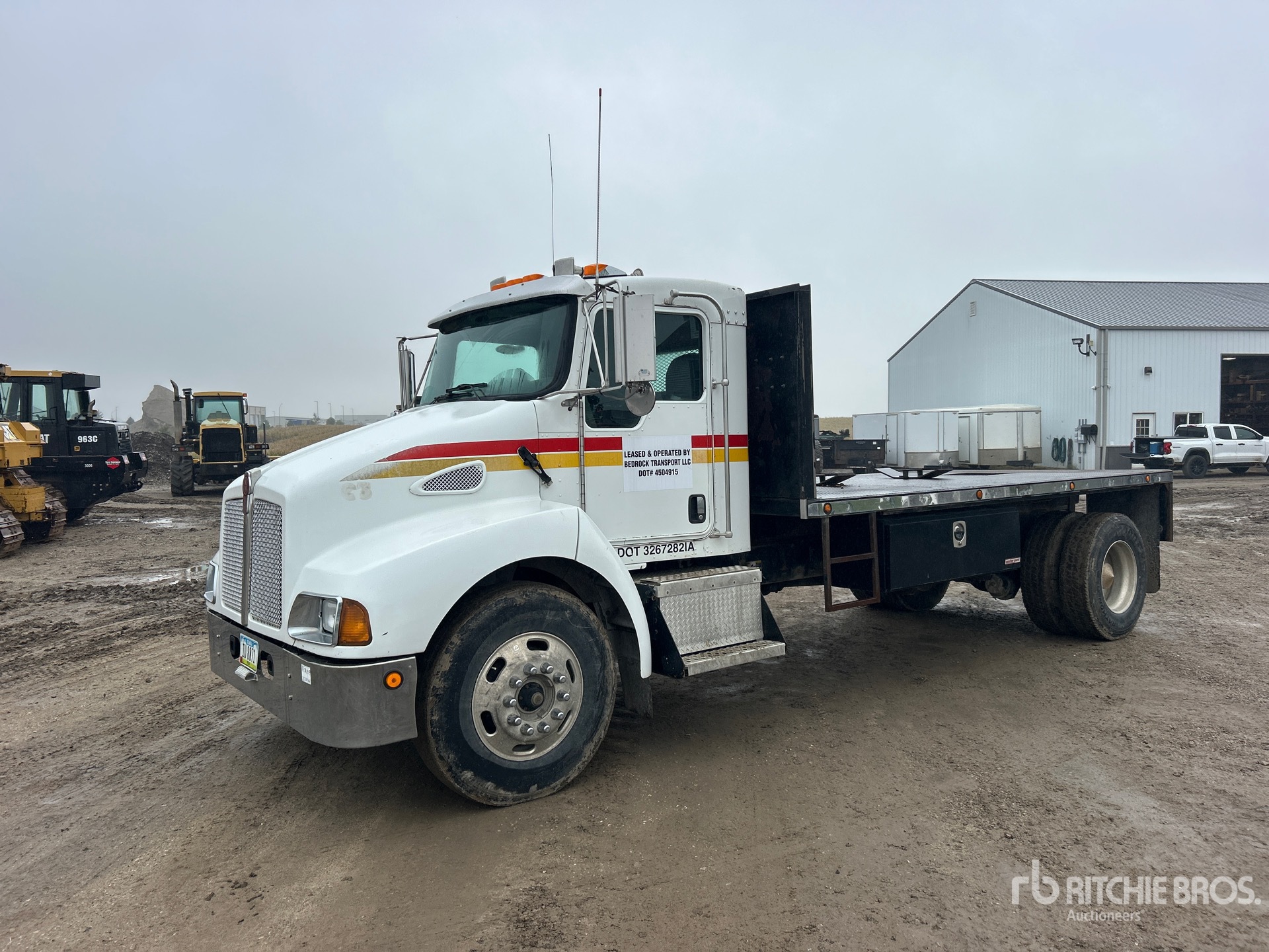 Photo of 2007 Kenworth T300