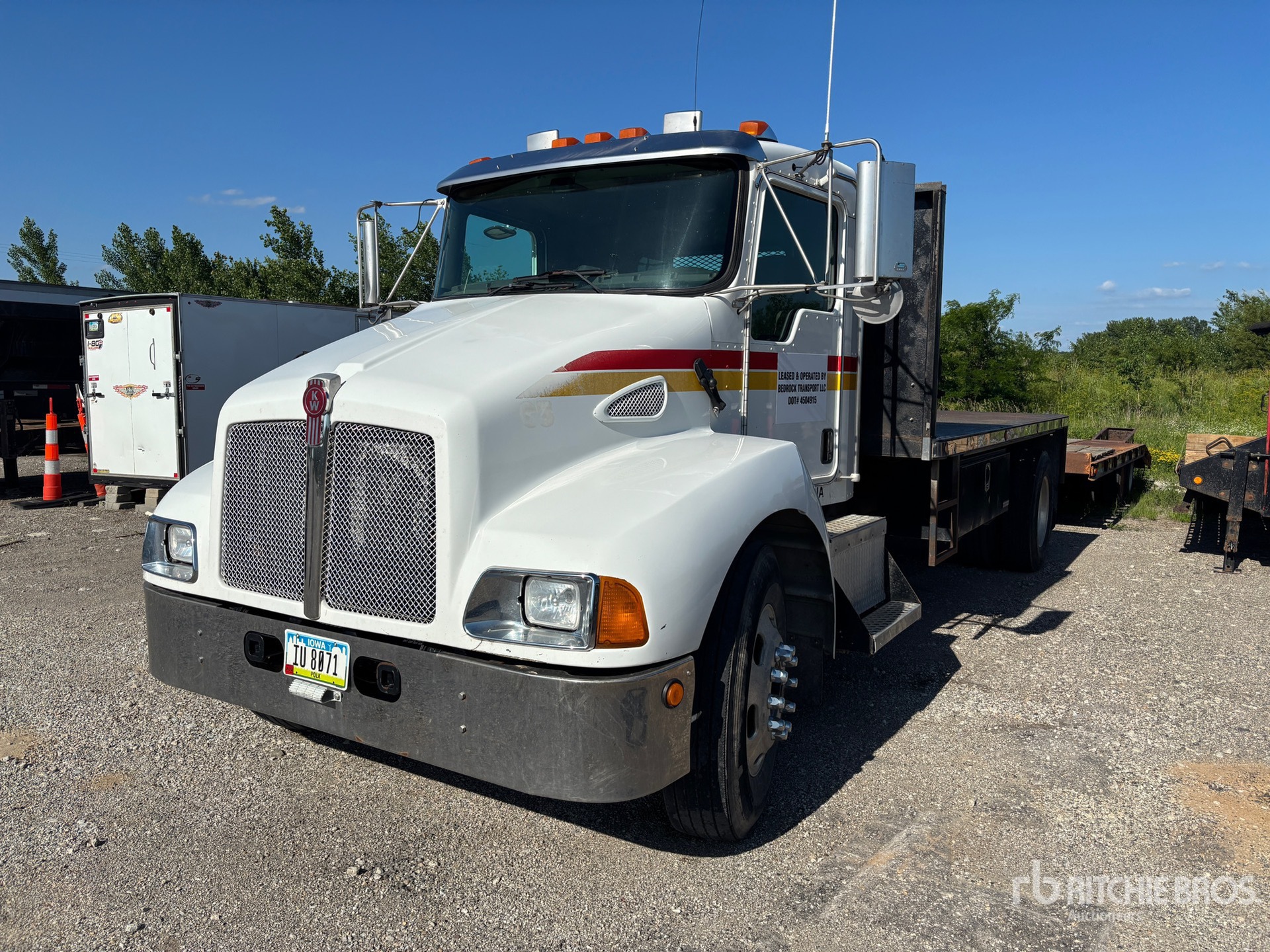 Photo of 2007 Kenworth T300