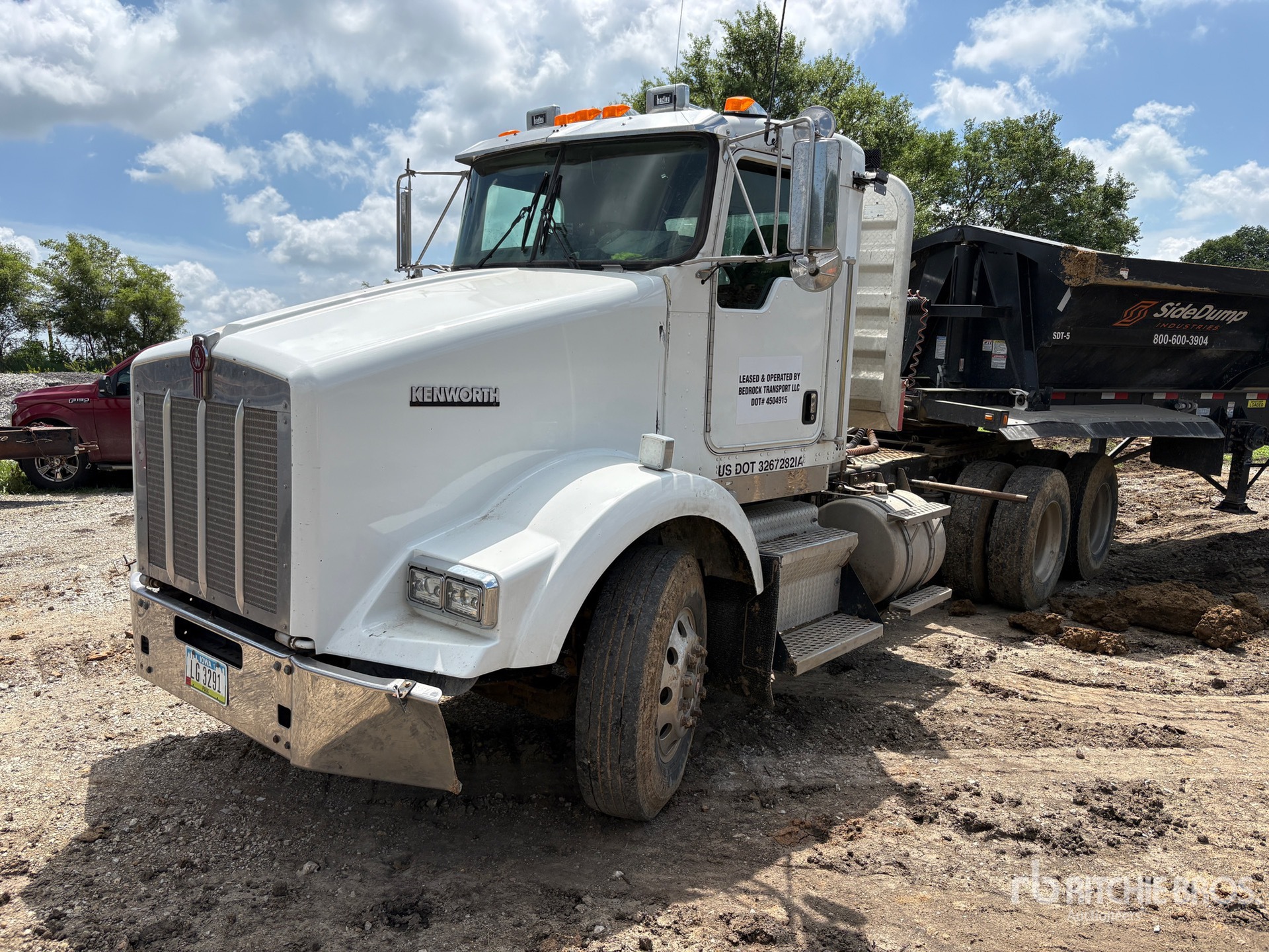 Photo of 2005 Kenworth T800