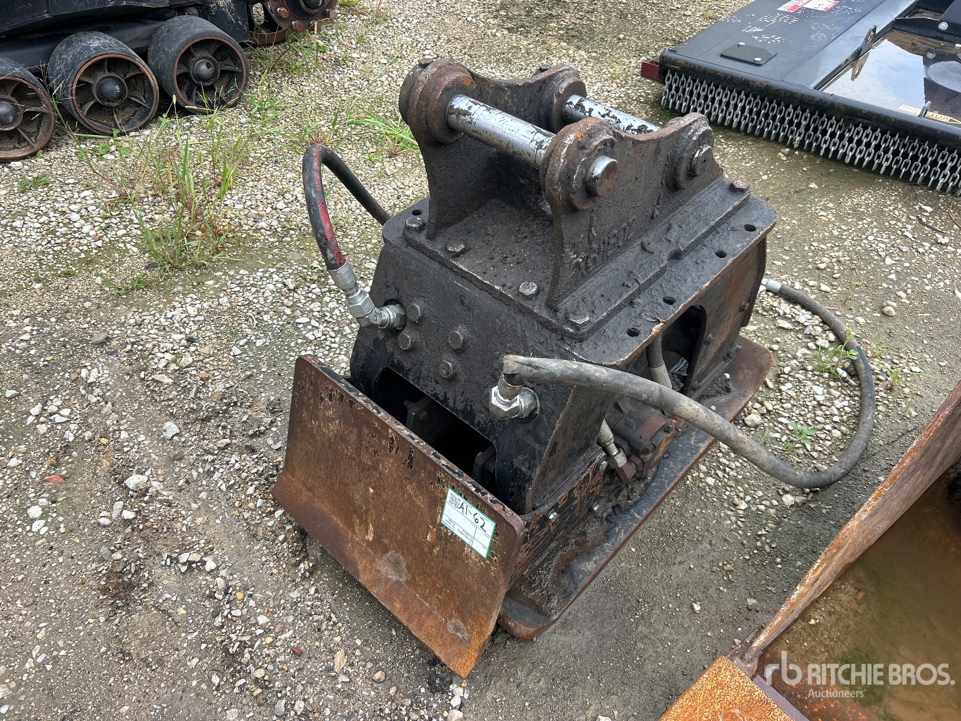Photo of 2017 Caterpillar 205-5900